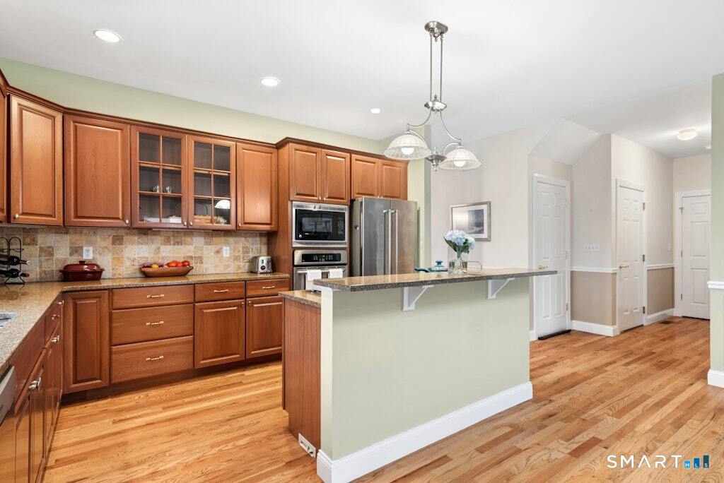 194 Eastwood, Seymour, 06483, 2 Bedrooms Bedrooms, 0 ,2 BathroomsBathrooms,Condo/co-op For Sale,For Sale,Eastwood,0,24165974