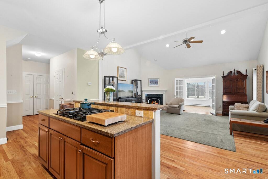 194 Eastwood, Seymour, 06483, 2 Bedrooms Bedrooms, 0 ,2 BathroomsBathrooms,Condo/co-op For Sale,For Sale,Eastwood,0,24165974