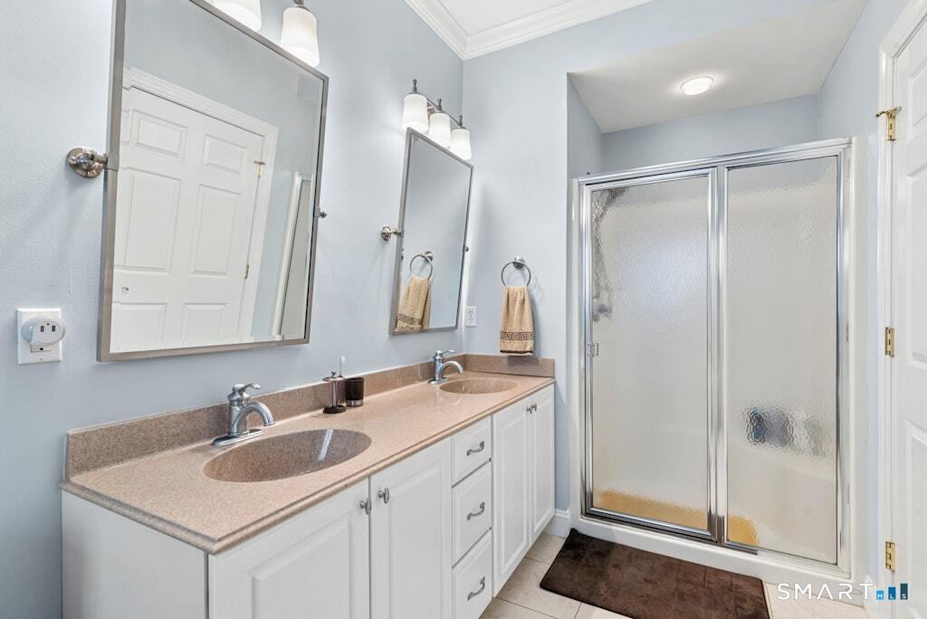 194 Eastwood, Seymour, 06483, 2 Bedrooms Bedrooms, 0 ,2 BathroomsBathrooms,Condo/co-op For Sale,For Sale,Eastwood,0,24165974