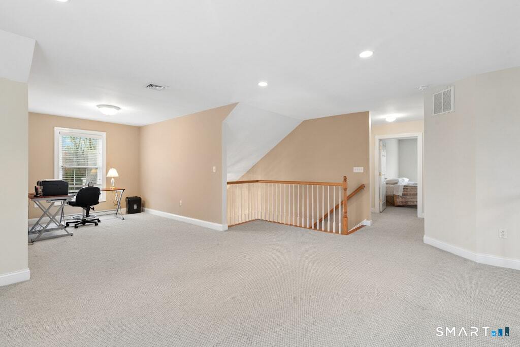 194 Eastwood, Seymour, 06483, 2 Bedrooms Bedrooms, 0 ,2 BathroomsBathrooms,Condo/co-op For Sale,For Sale,Eastwood,0,24165974