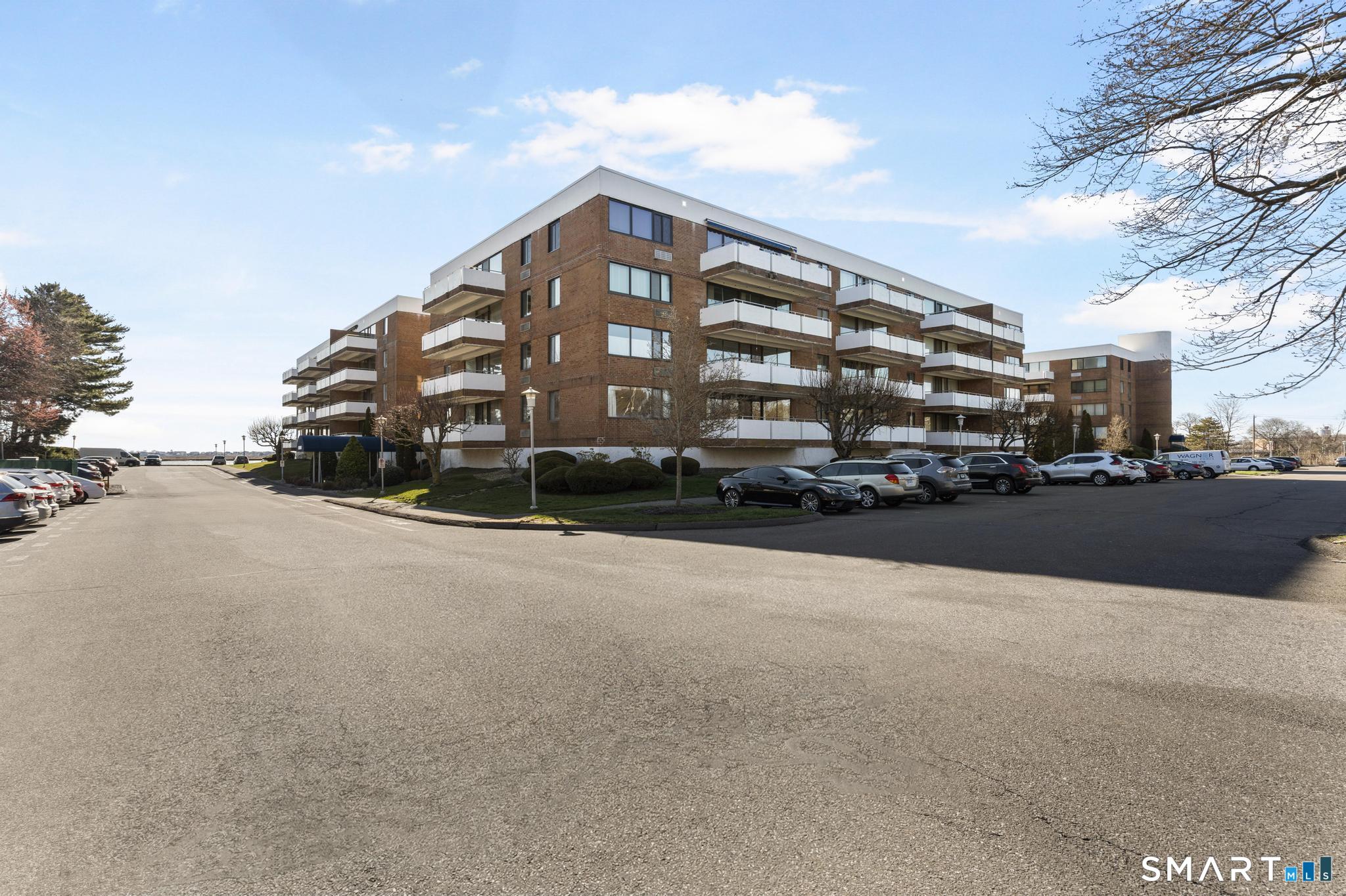 1460 Elm, Stratford, 06615, 1 Bedroom Bedrooms, 0 ,1 BathroomBathrooms,Condo/co-op For Sale,For Sale,Elm,0,24165077