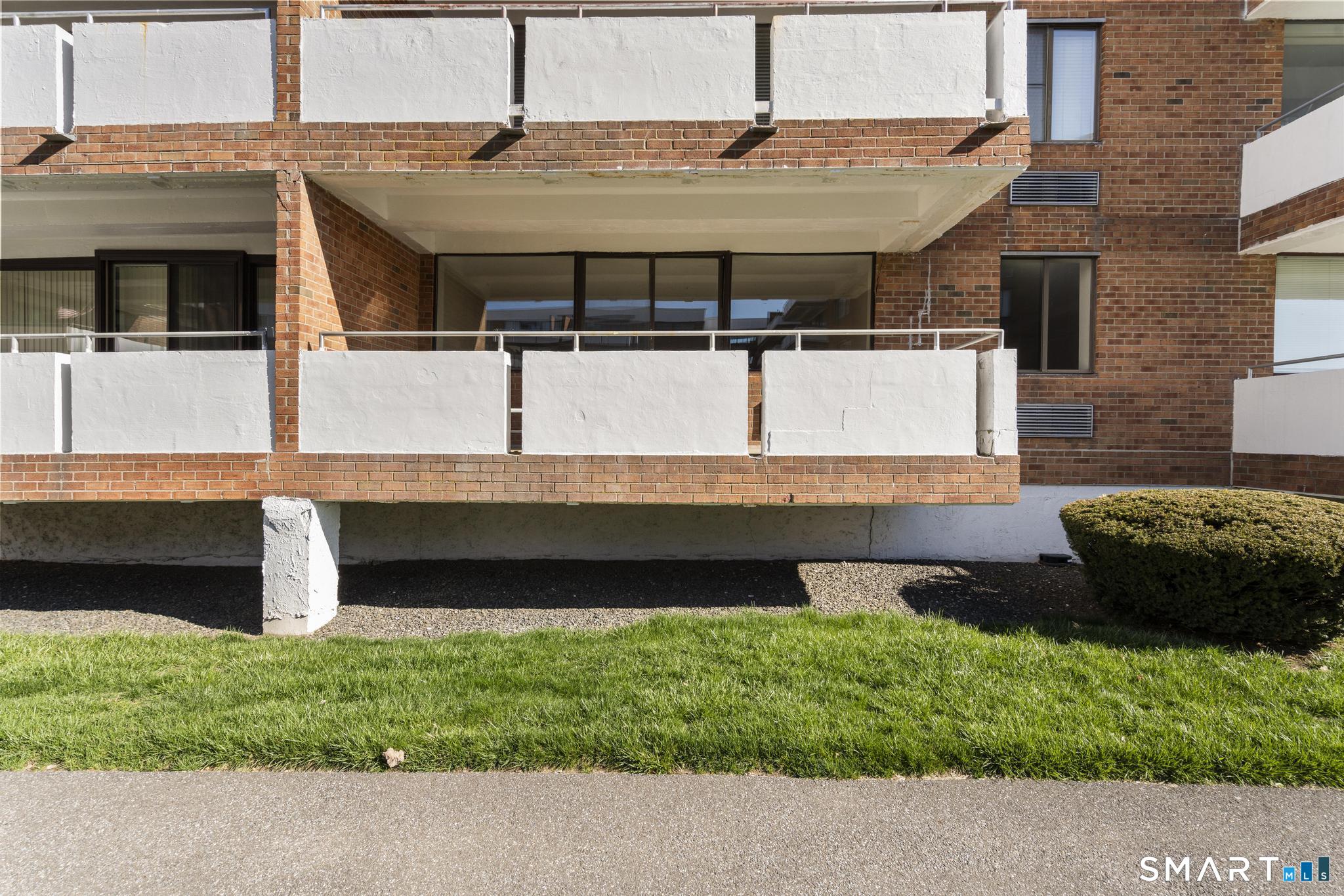 1460 Elm, Stratford, 06615, 1 Bedroom Bedrooms, 0 ,1 BathroomBathrooms,Condo/co-op For Sale,For Sale,Elm,0,24165077
