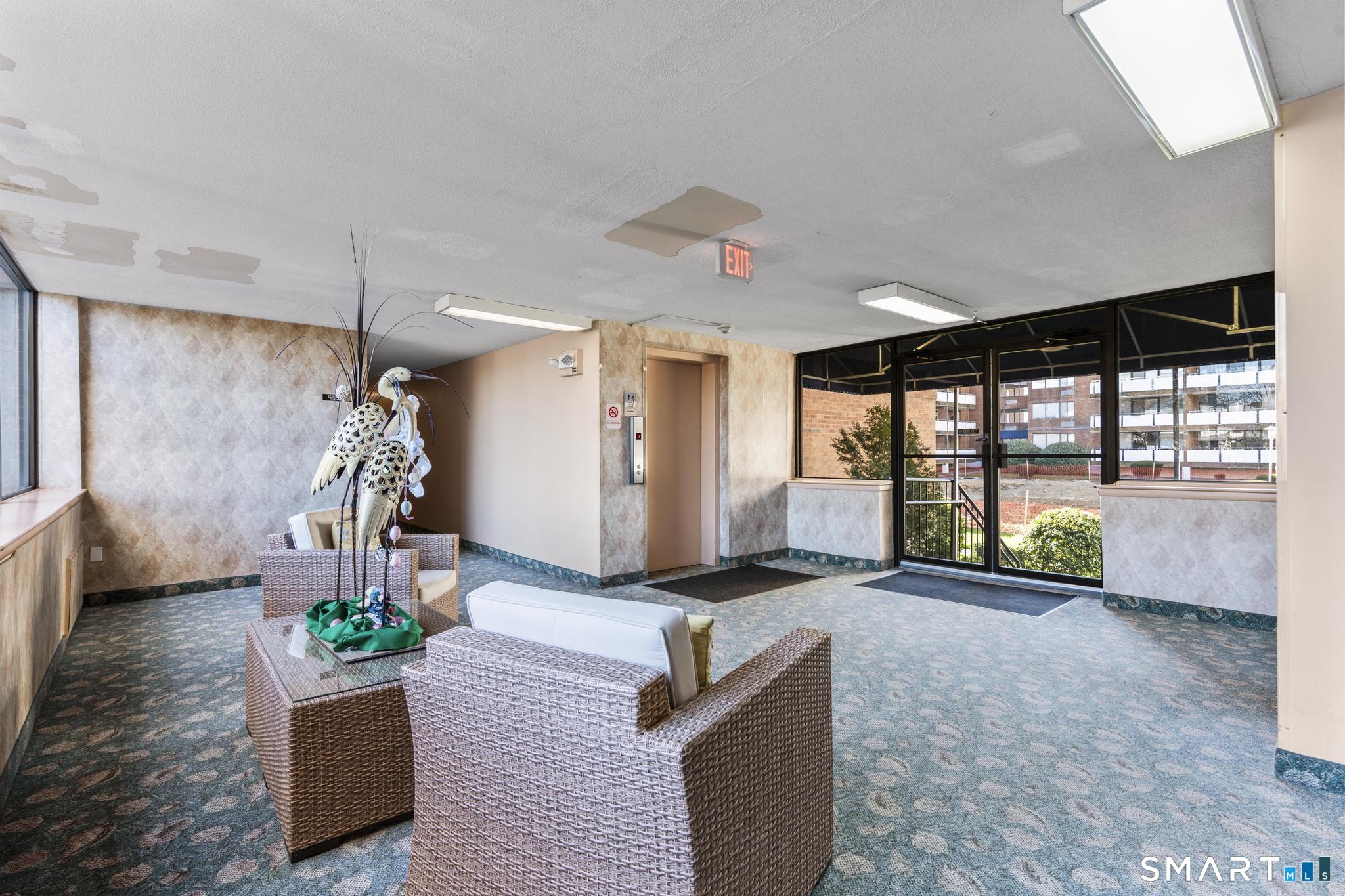 1460 Elm, Stratford, 06615, 1 Bedroom Bedrooms, 0 ,1 BathroomBathrooms,Condo/co-op For Sale,For Sale,Elm,0,24165077