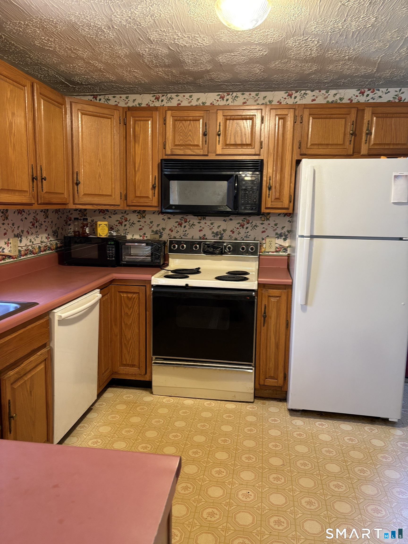 317 Old Jewett City Rd, Preston, CT 06365 | MLS# 24166437 | Houzeo