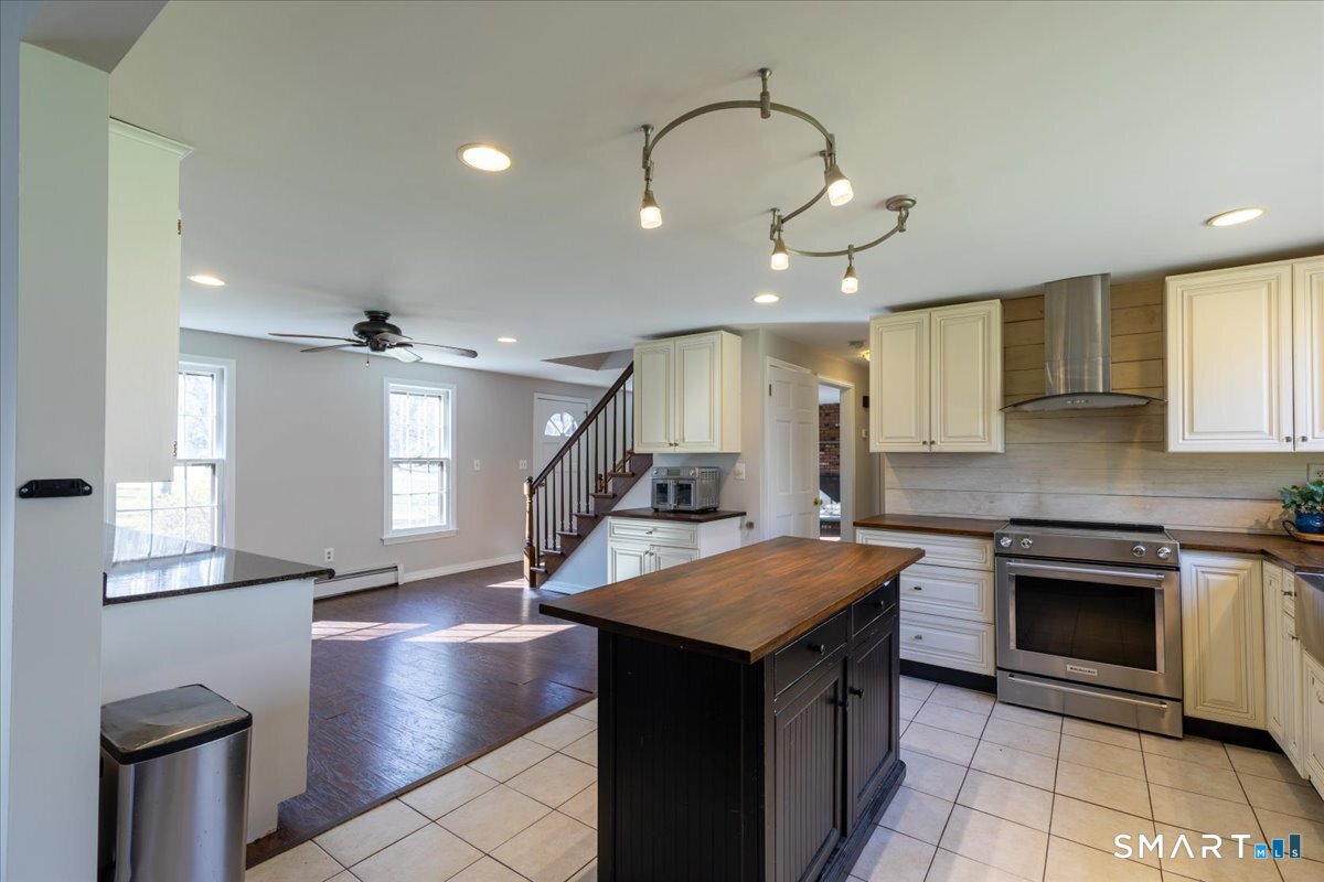 82 Bolton Branch, Coventry, 06238, 3 Bedrooms Bedrooms, 0 ,2 BathroomsBathrooms,Single Family For Sale,For Sale,Bolton Branch,0,24158265