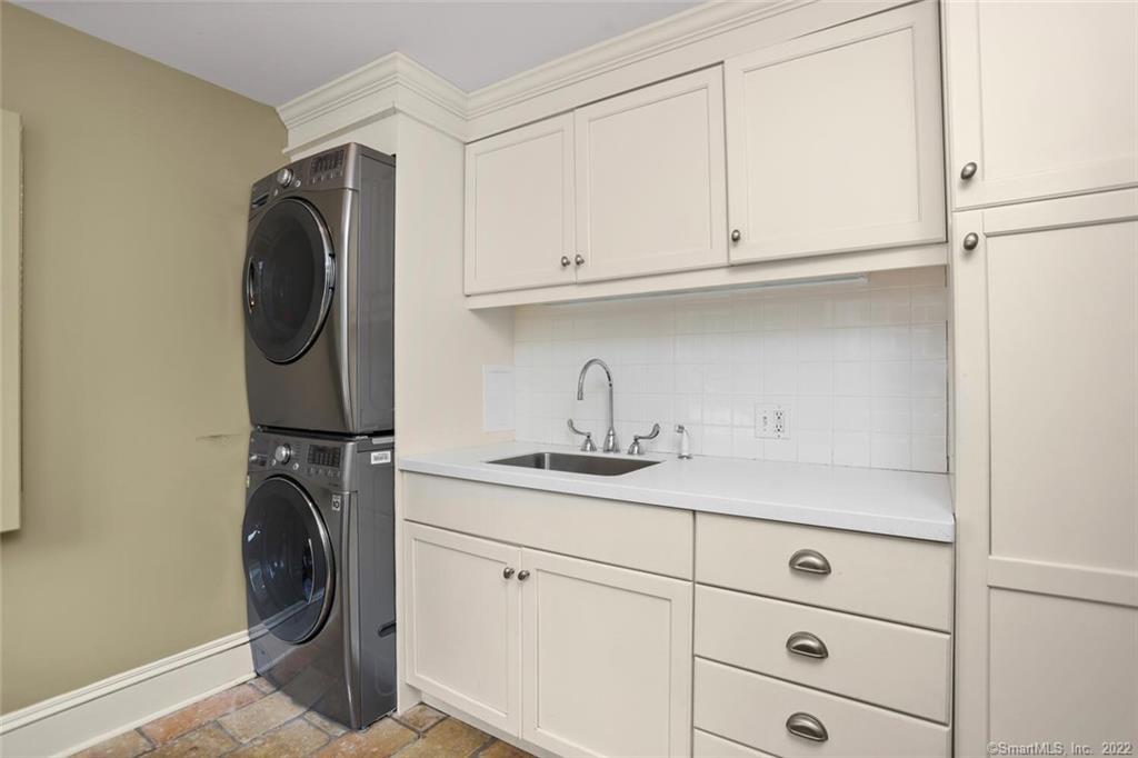175 Cat Rock, Greenwich, 06807, 7 Bedrooms Bedrooms, 0 ,6 BathroomsBathrooms,Residential Rental,For Sale,Cat Rock,0,24166724