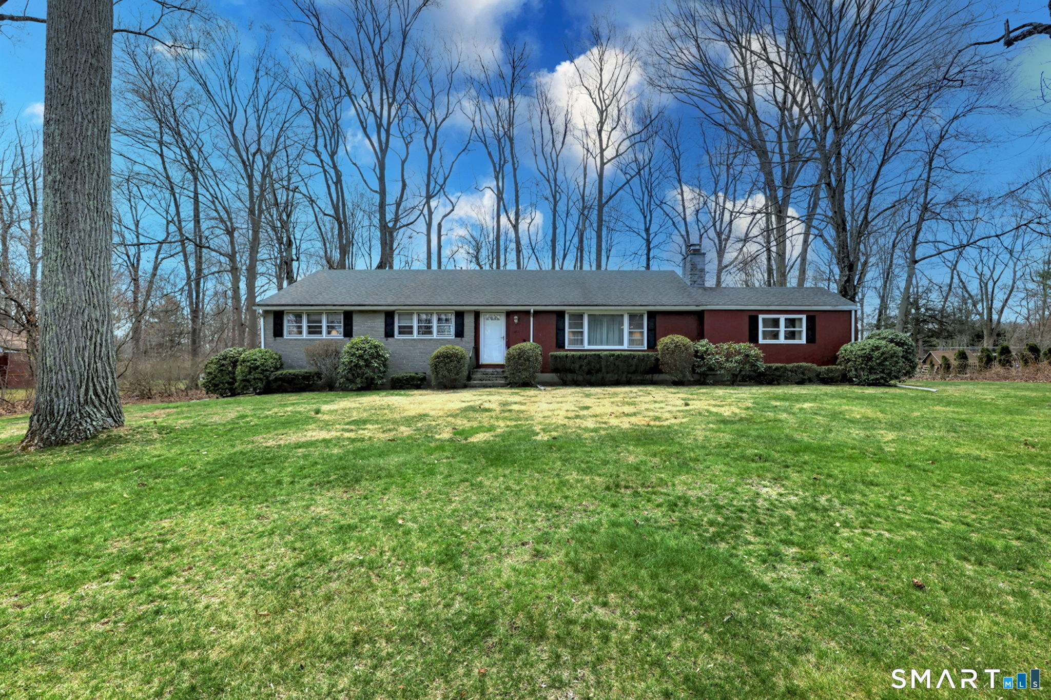 322 Hotchkiss, Orange, 06477, 3 Bedrooms Bedrooms, 0 ,2 BathroomsBathrooms,Single Family For Sale,For Sale,Hotchkiss,0,24166697