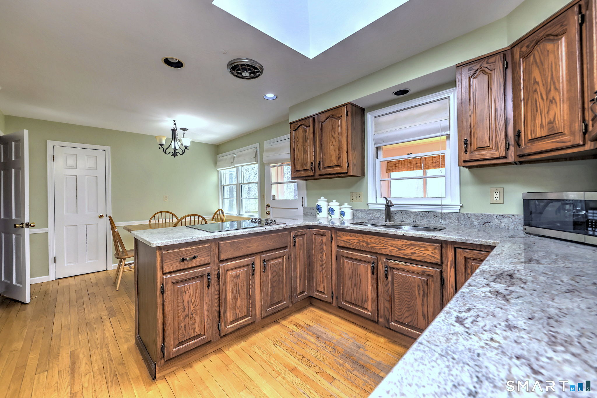 322 Hotchkiss, Orange, 06477, 3 Bedrooms Bedrooms, 0 ,2 BathroomsBathrooms,Single Family For Sale,For Sale,Hotchkiss,0,24166697