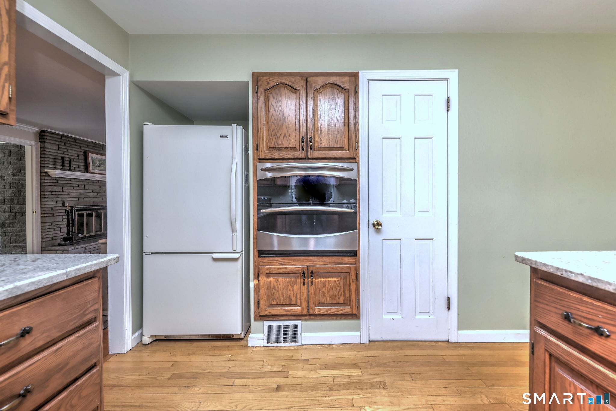 322 Hotchkiss, Orange, 06477, 3 Bedrooms Bedrooms, 0 ,2 BathroomsBathrooms,Single Family For Sale,For Sale,Hotchkiss,0,24166697