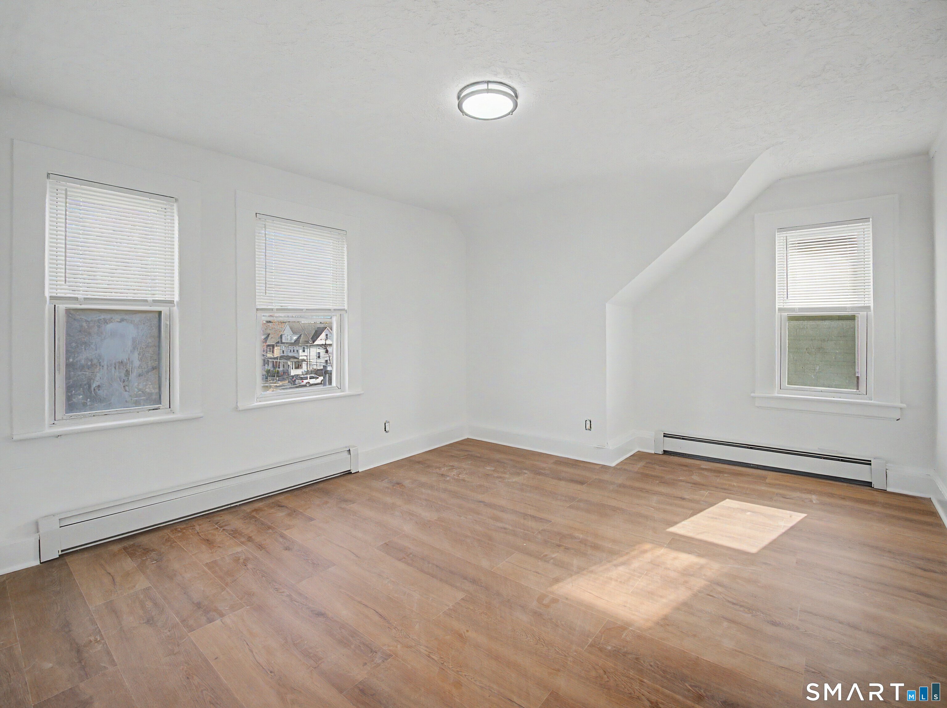 1872 North, Bridgeport, 06604, 2 Bedrooms Bedrooms, 0 ,1 BathroomBathrooms,Residential Rental,For Sale,North,0,24157347