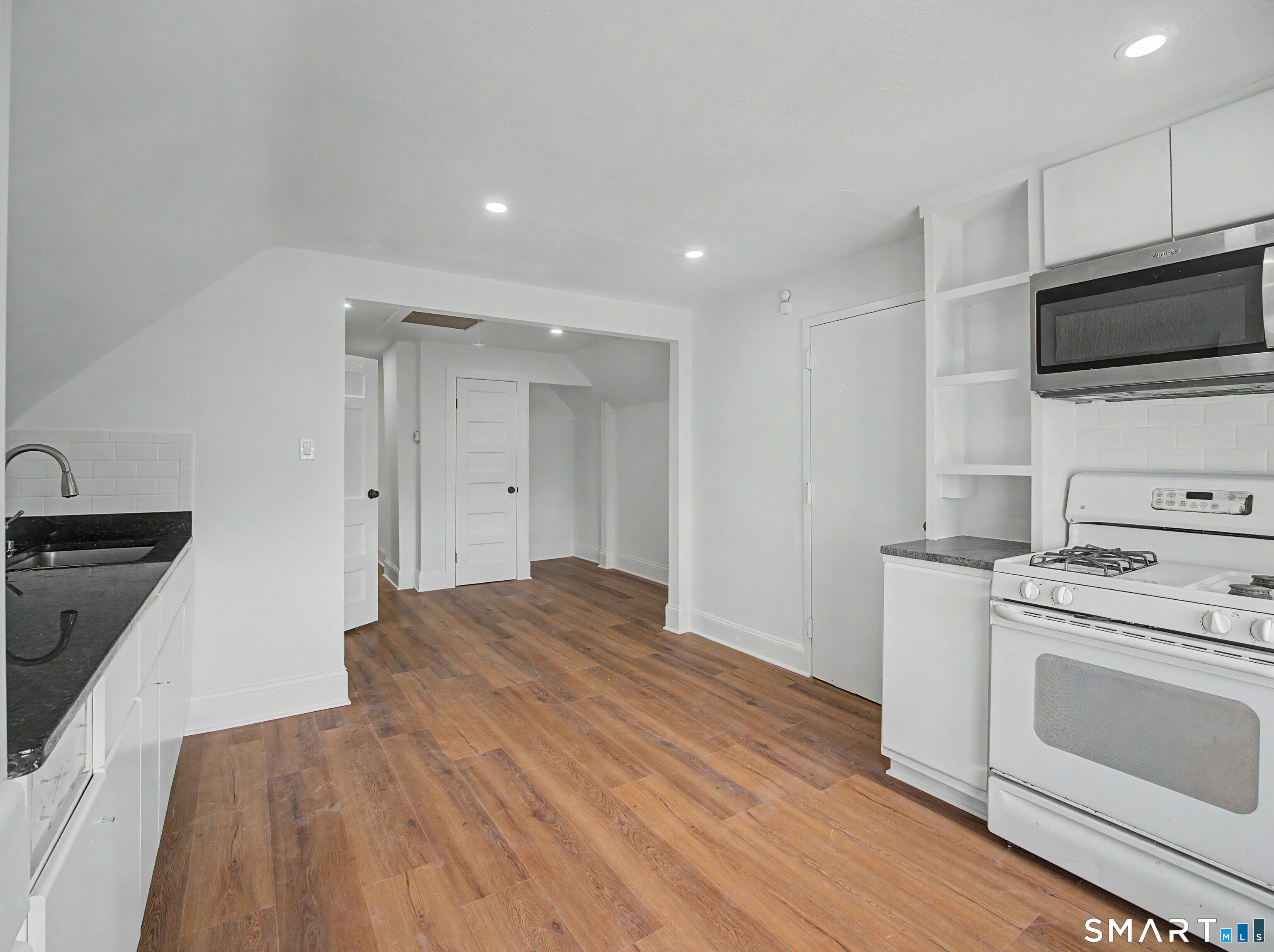 1872 North, Bridgeport, 06604, 2 Bedrooms Bedrooms, 0 ,1 BathroomBathrooms,Residential Rental,For Sale,North,0,24157347