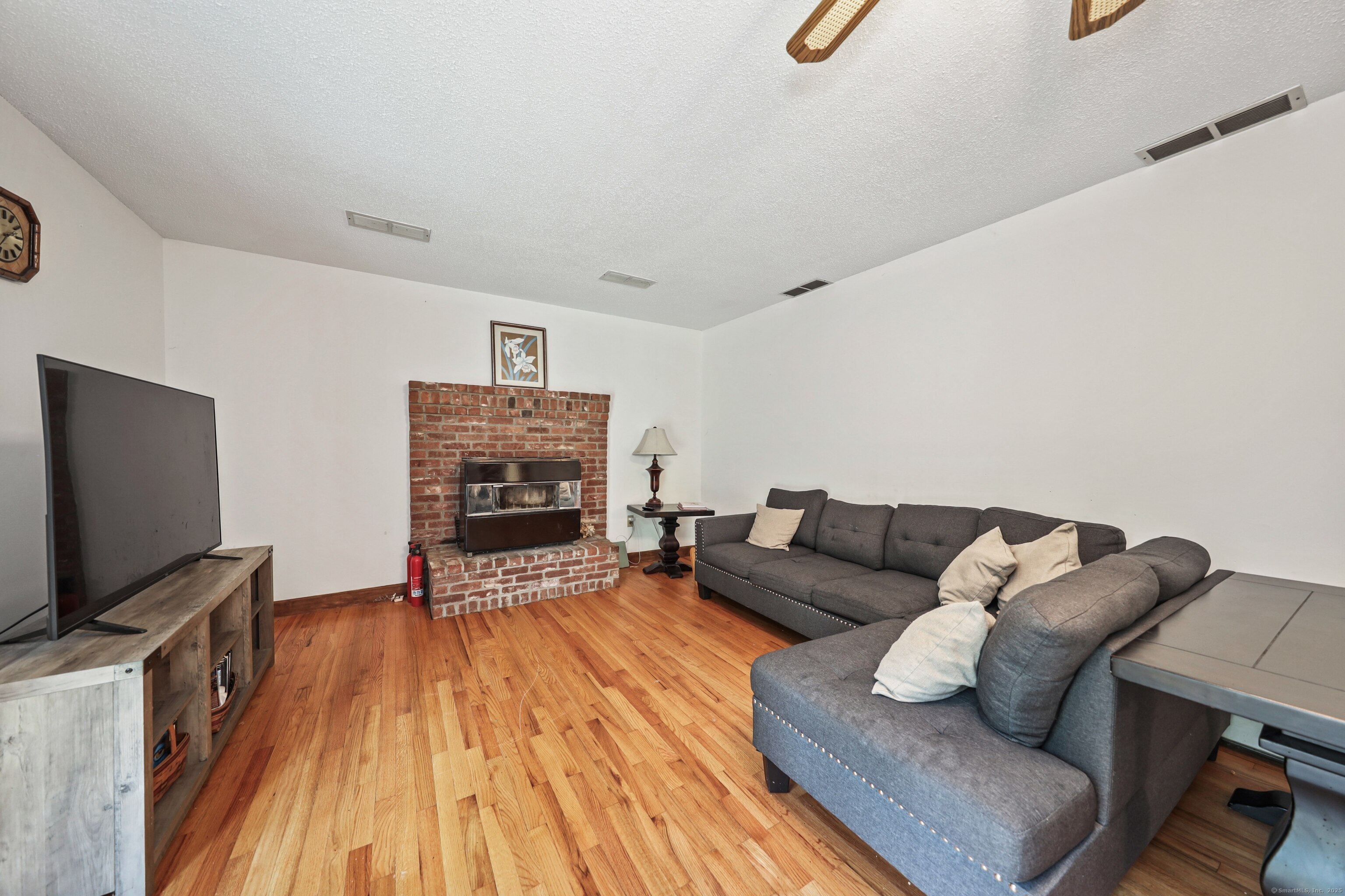 72 Talmadge Hill, Prospect, 06712, 4 Bedrooms Bedrooms, 0 ,2 BathroomsBathrooms,Single Family For Sale,For Sale,Talmadge Hill,0,24167357