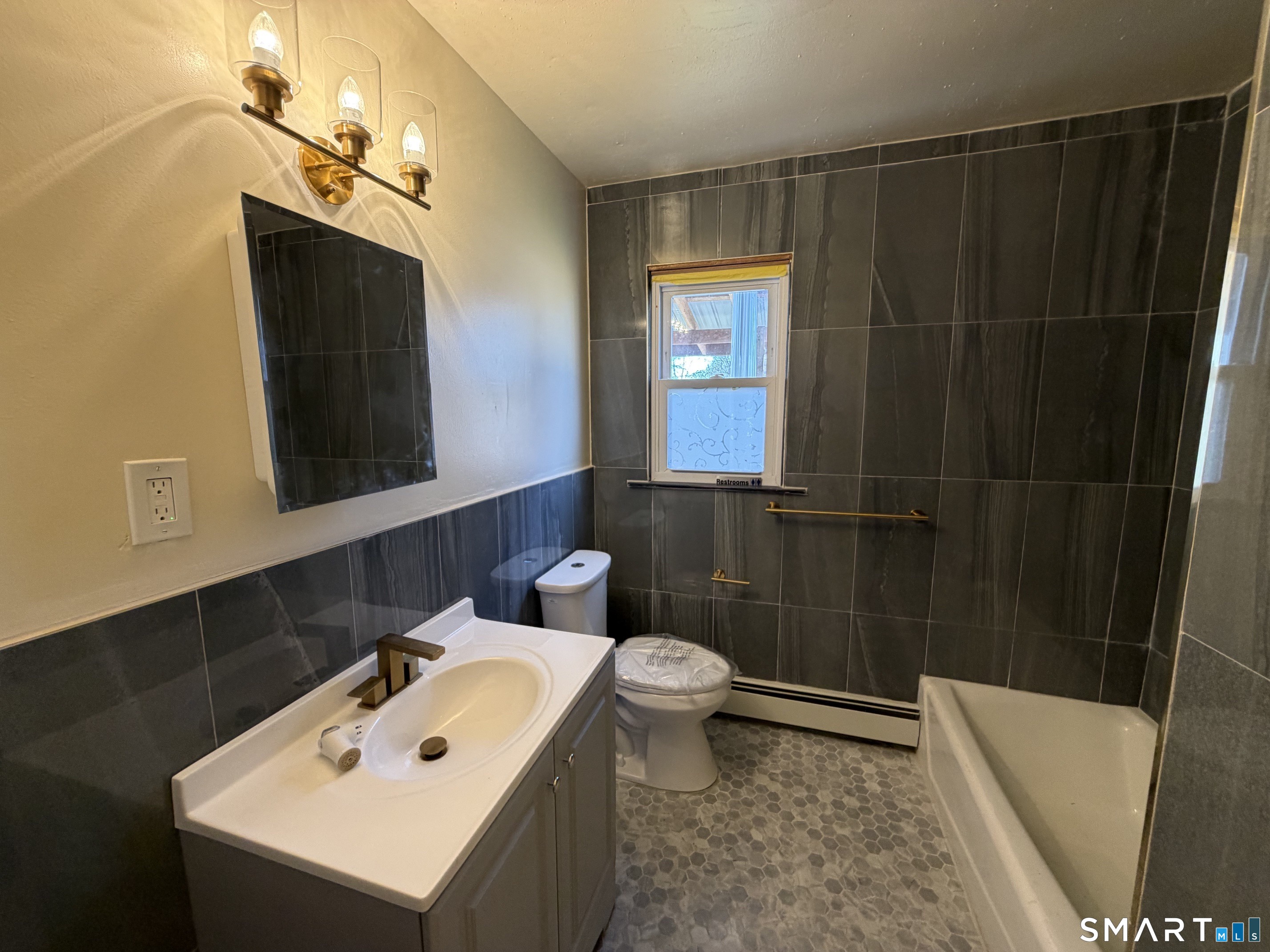 79 Rangely, West Haven, 06516, 3 Bedrooms Bedrooms, 0 ,1 BathroomBathrooms,Residential Rental,For Sale,Rangely,0,24158849