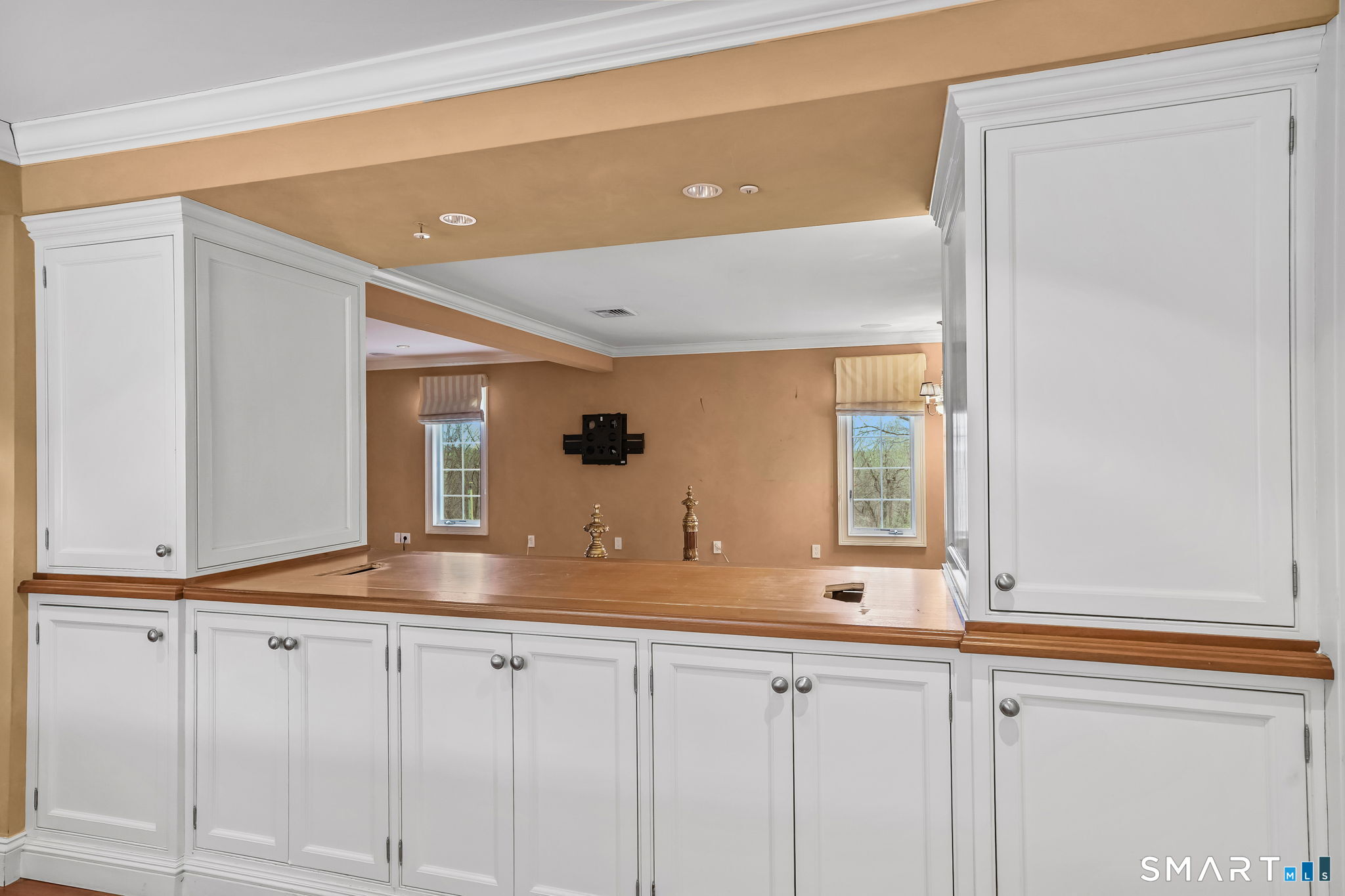 250 Tanglewood, Stratford, 06614, 5 Bedrooms Bedrooms, 0 ,3 BathroomsBathrooms,Single Family For Sale,For Sale,Tanglewood,0,24166814