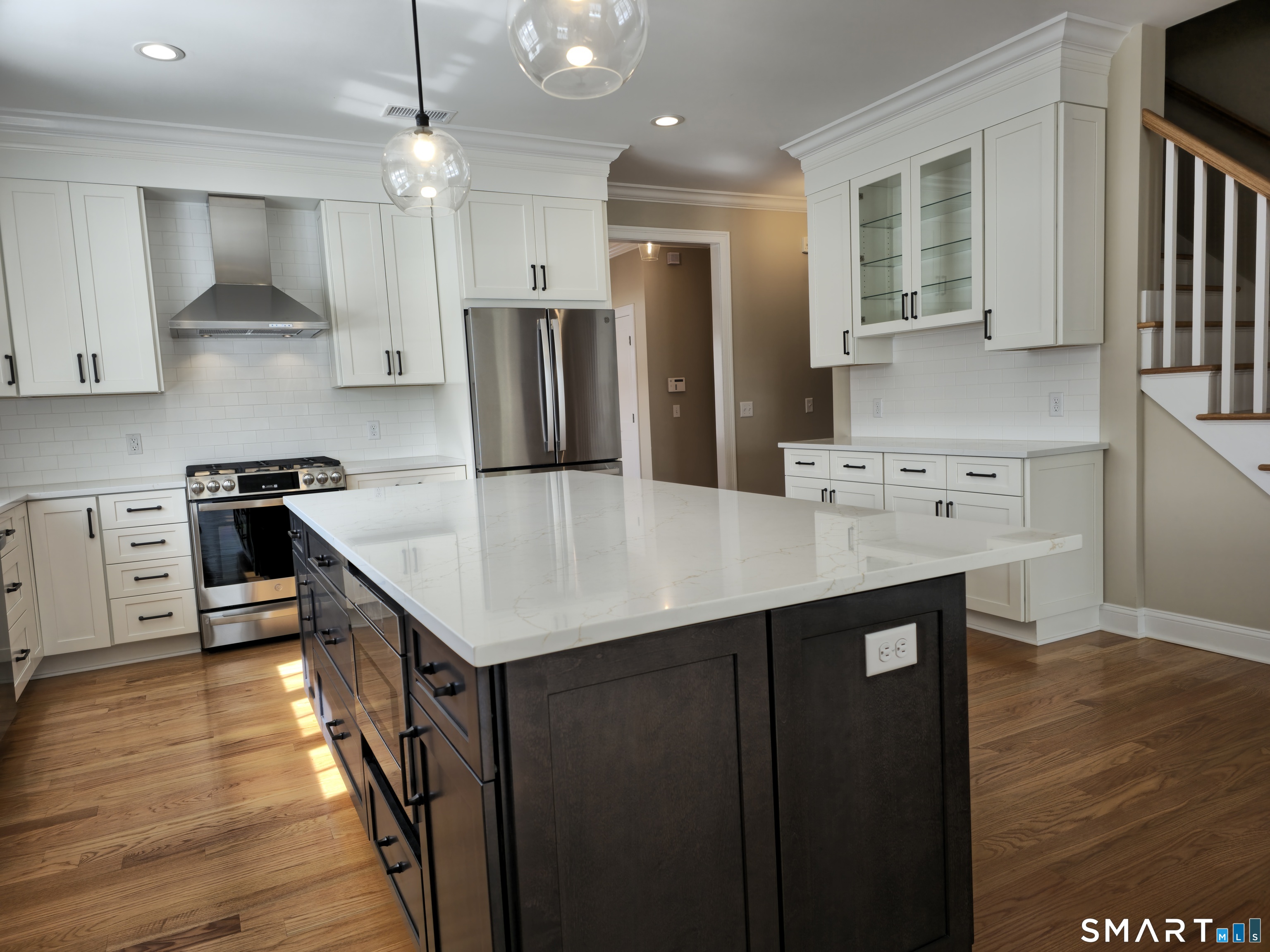 151-153 Main, Clinton, 06413, 3 Bedrooms Bedrooms, 0 ,2 BathroomsBathrooms,Condo/co-op For Sale,For Sale,Main,0,24106568
