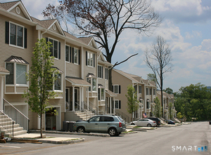 15 Scuppo, Unit 603, Danbury
