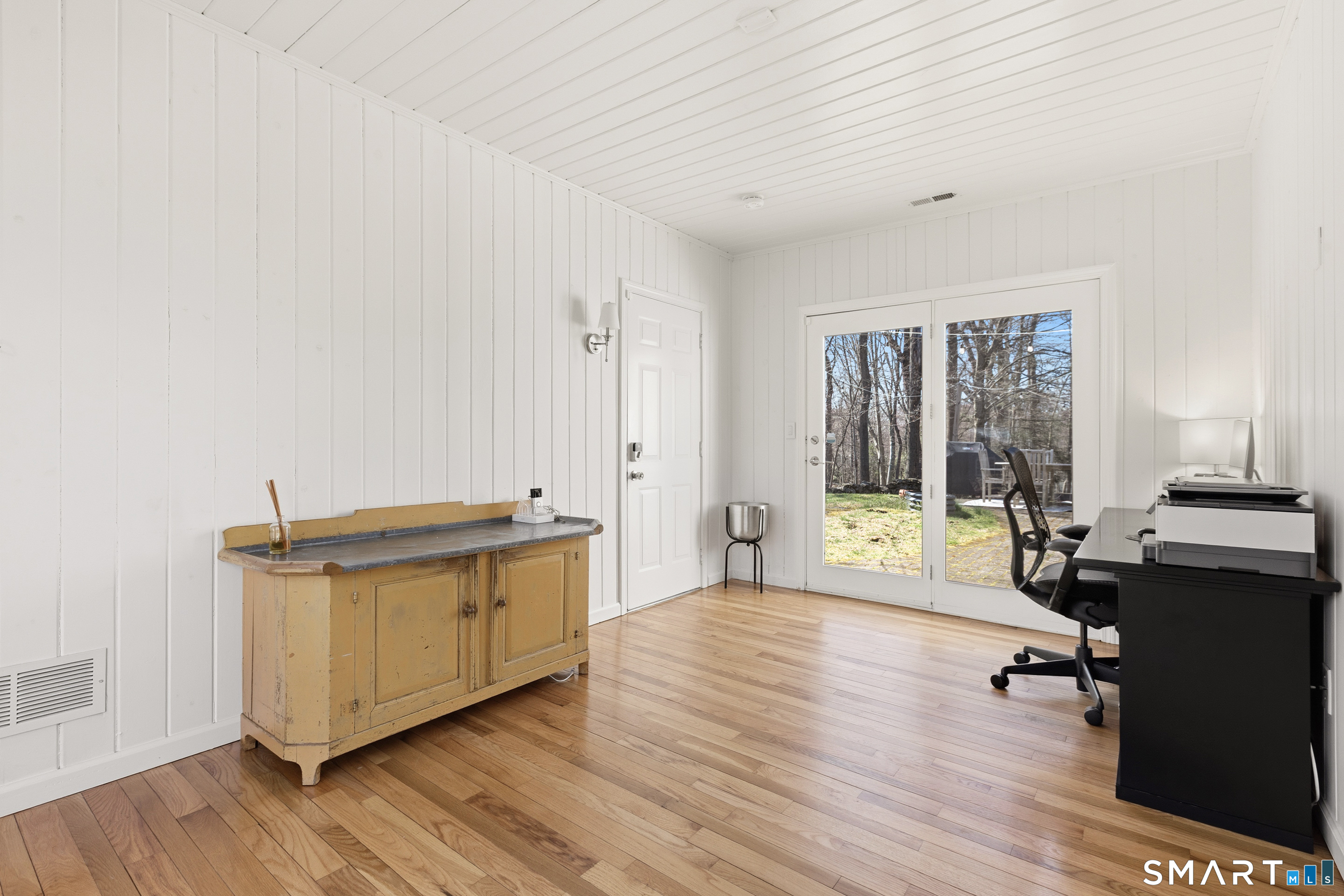 Photo 21 of 24 Timber Lane, Westport, CT