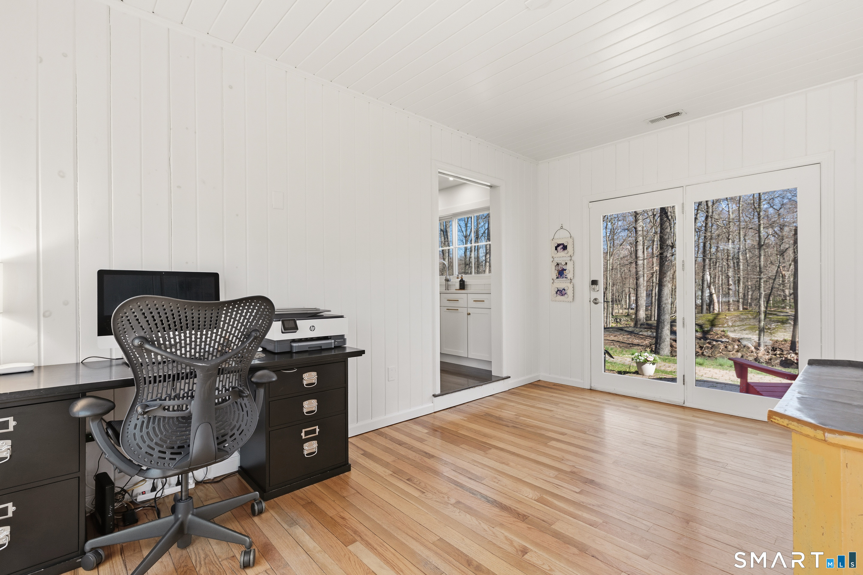 Photo 19 of 24 Timber Lane, Westport, CT