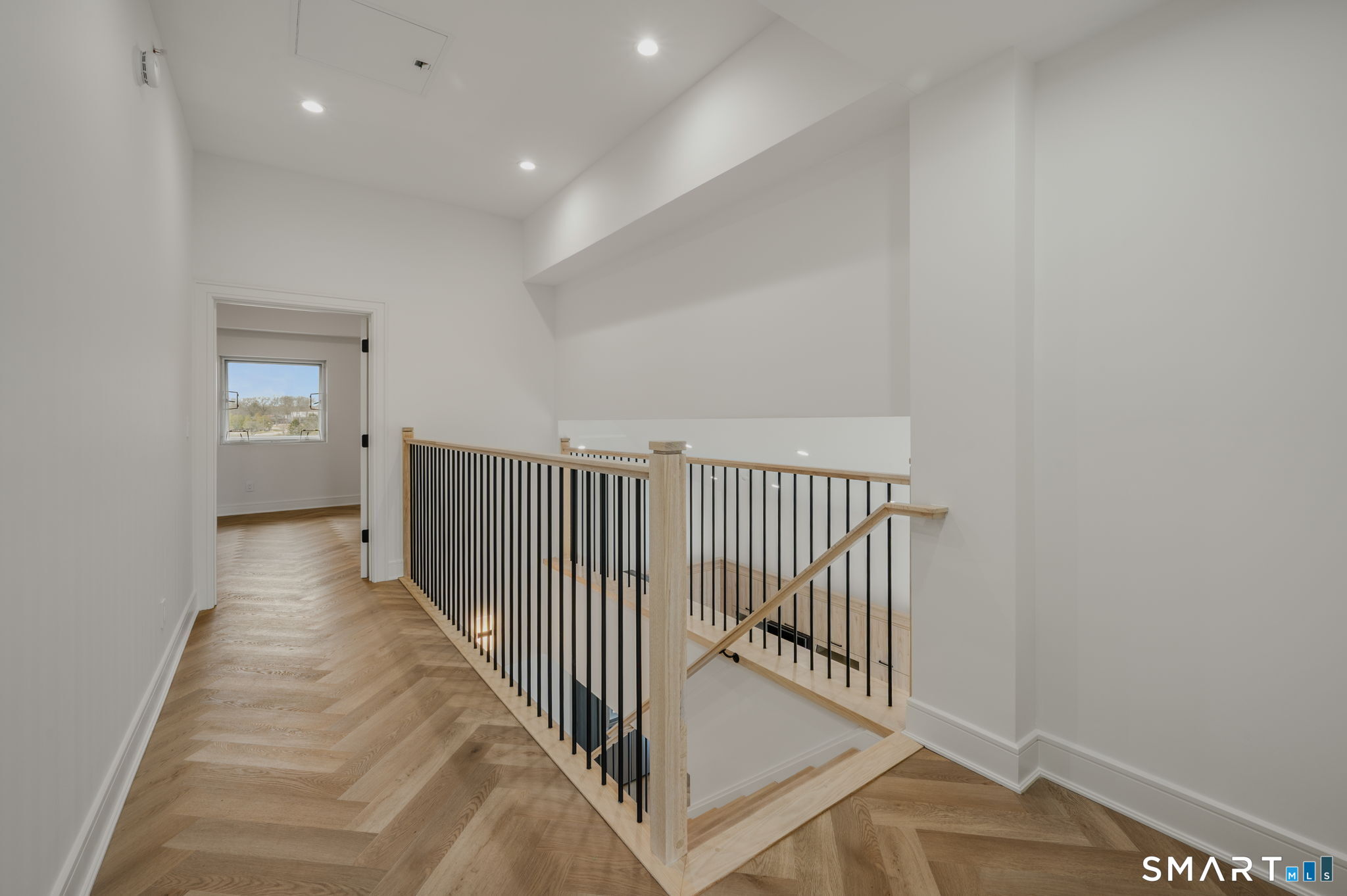586 Thames, Norwich, 06360, 3 Bedrooms Bedrooms, 0 ,3 BathroomsBathrooms,Condo/co-op For Sale,For Sale,Thames,0,24167737