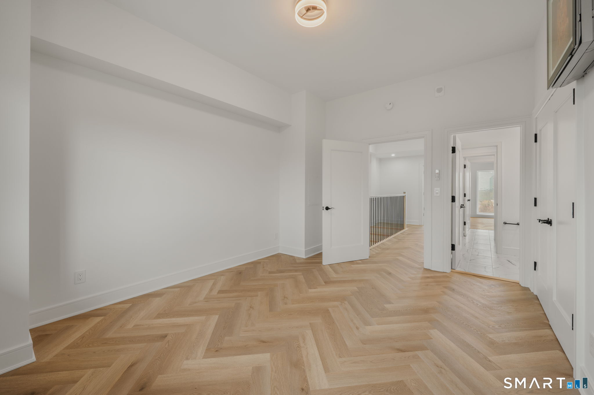 586 Thames, Norwich, 06360, 3 Bedrooms Bedrooms, 0 ,3 BathroomsBathrooms,Condo/co-op For Sale,For Sale,Thames,0,24167737