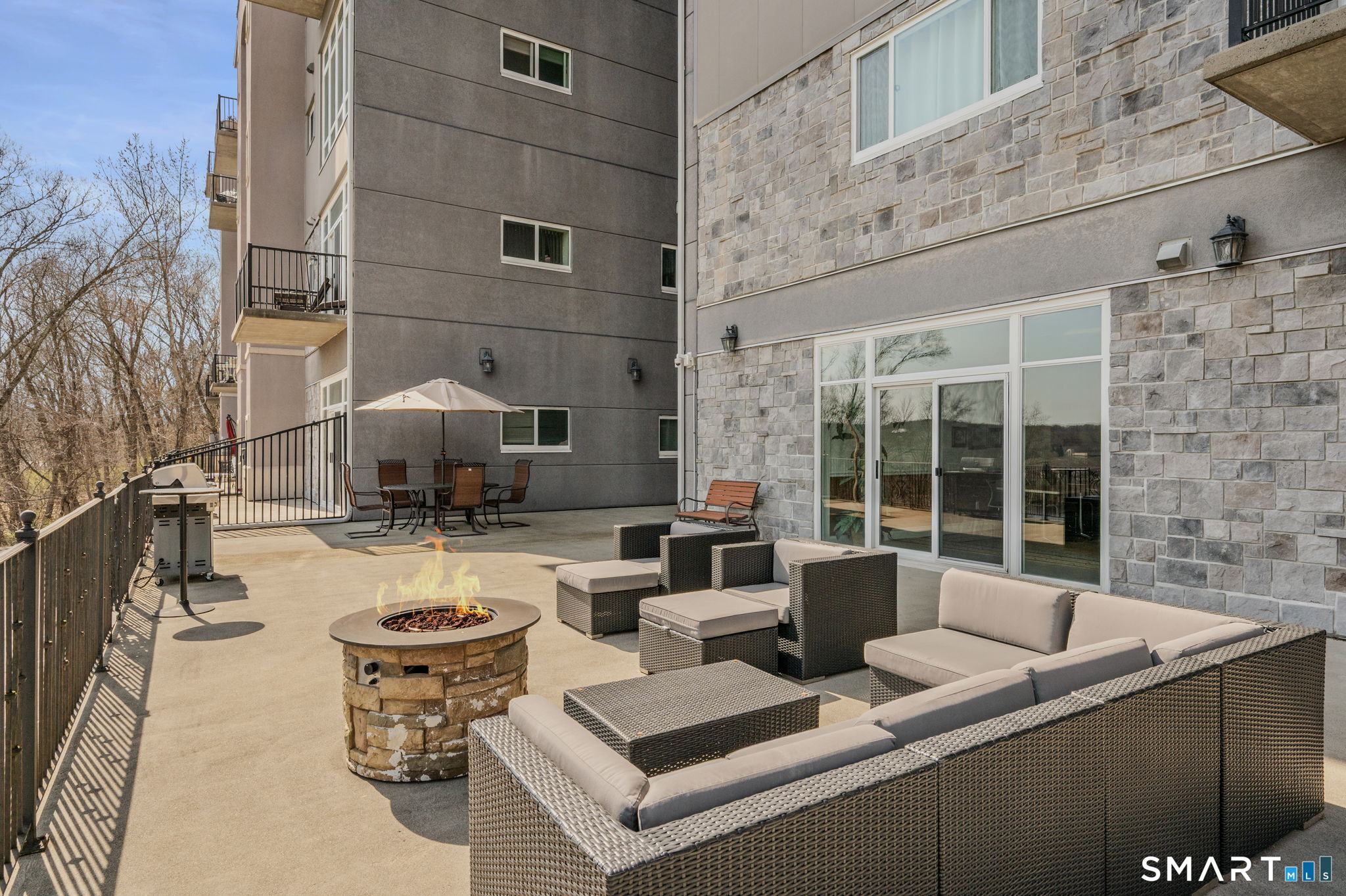 586 Thames, Norwich, 06360, 3 Bedrooms Bedrooms, 0 ,3 BathroomsBathrooms,Condo/co-op For Sale,For Sale,Thames,0,24167737