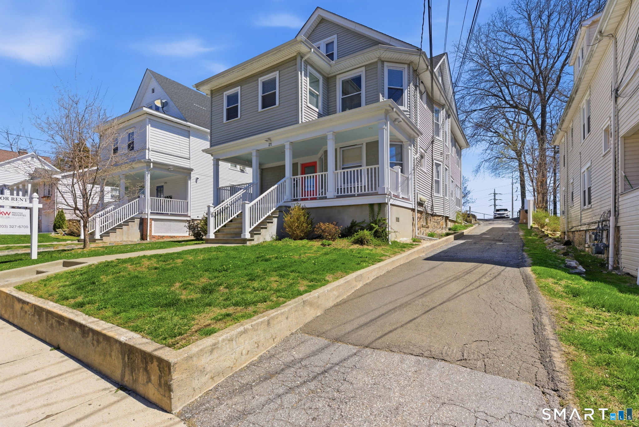 21 Quintard Terrace, Stamford, Connecticut photo 1