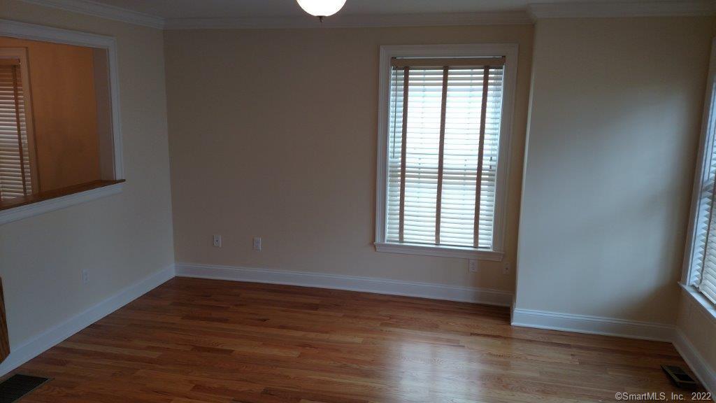 1 Hamilton, New London, 06320, 2 Bedrooms Bedrooms, 0 ,1 BathroomBathrooms,Residential Rental,For Sale,Hamilton,0,24168223