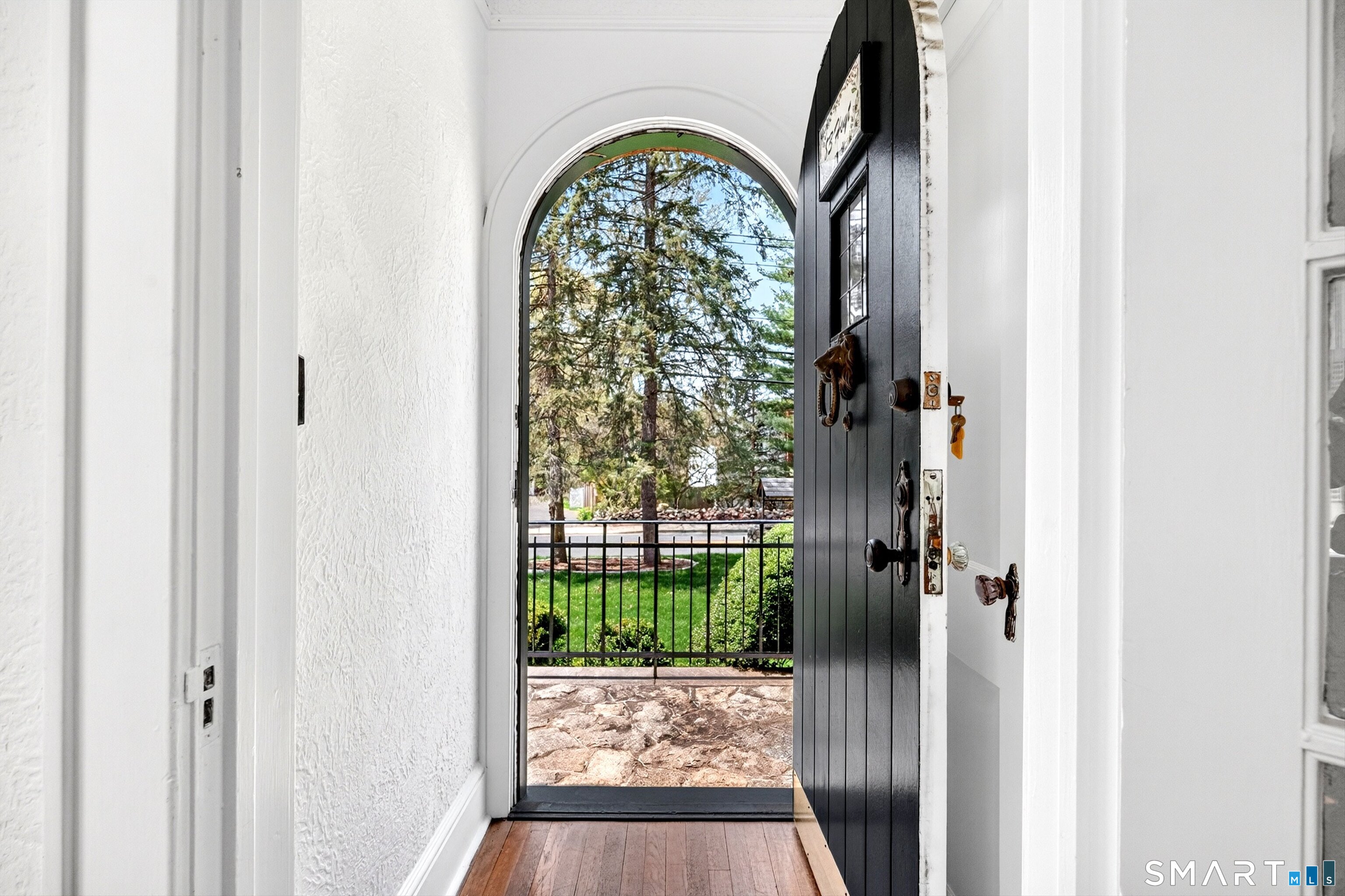 83 Hoyt, Darien, 06820, 3 Bedrooms Bedrooms, 0 ,1 BathroomBathrooms,Single Family For Sale,For Sale,Hoyt,0,24166371