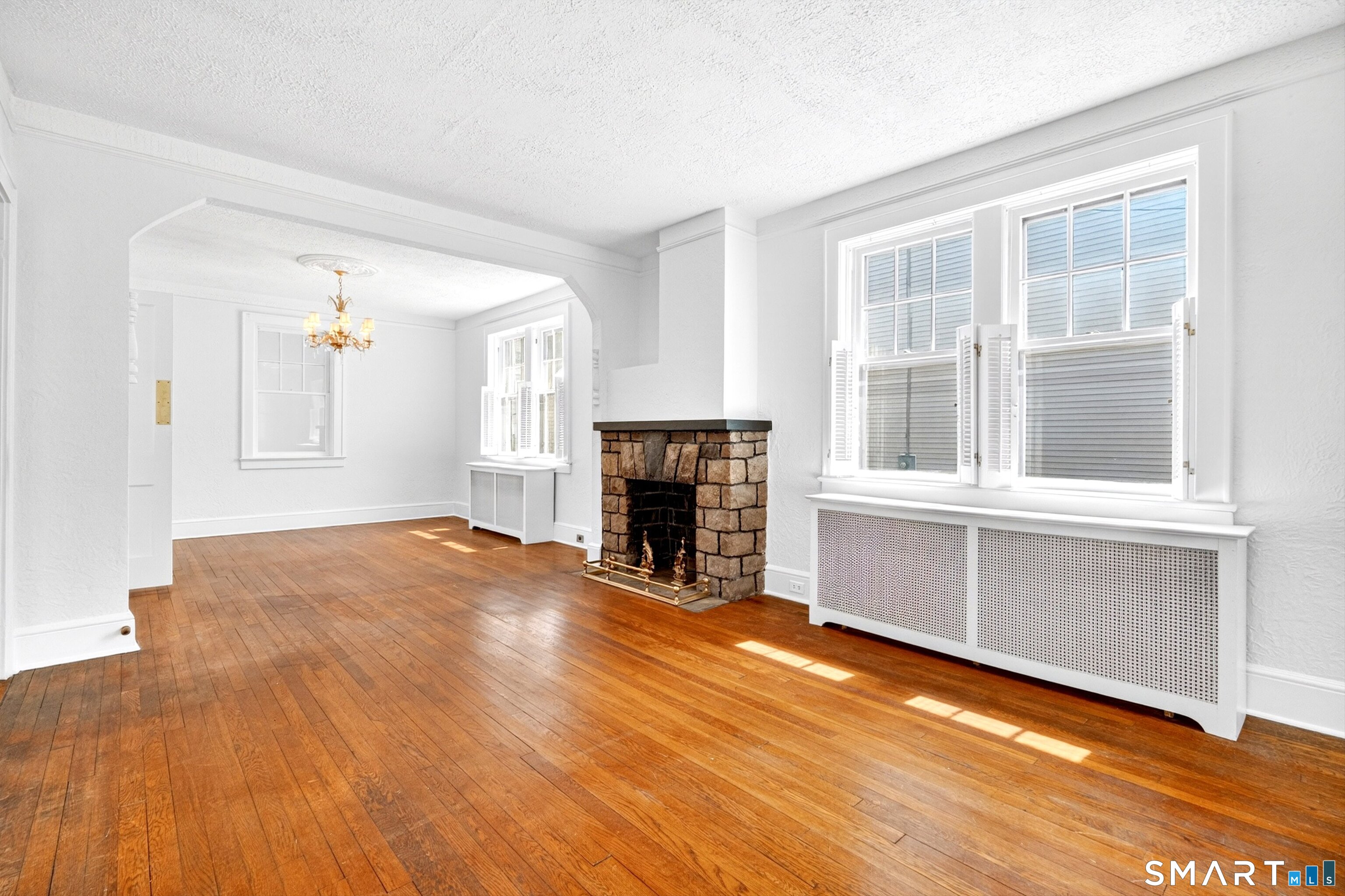 83 Hoyt, Darien, 06820, 3 Bedrooms Bedrooms, 0 ,1 BathroomBathrooms,Single Family For Sale,For Sale,Hoyt,0,24166371