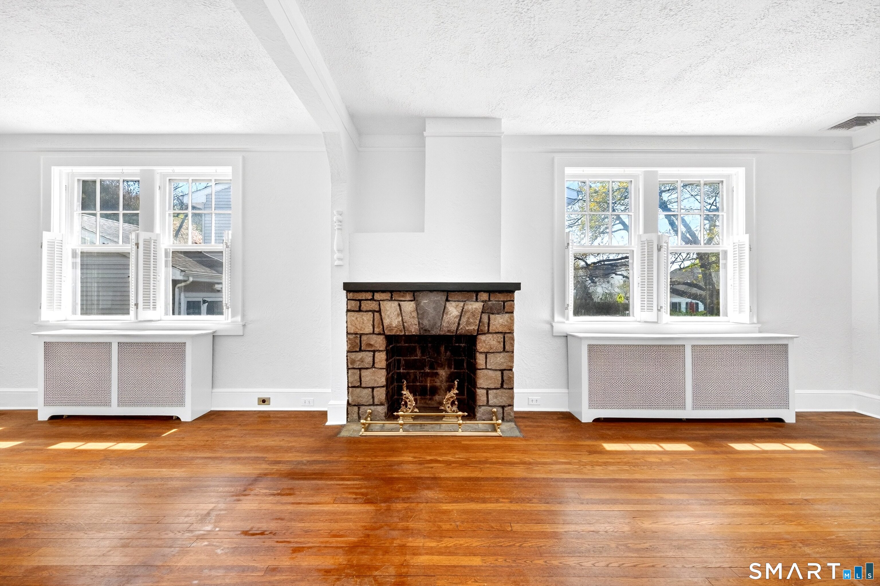83 Hoyt, Darien, 06820, 3 Bedrooms Bedrooms, 0 ,1 BathroomBathrooms,Single Family For Sale,For Sale,Hoyt,0,24166371