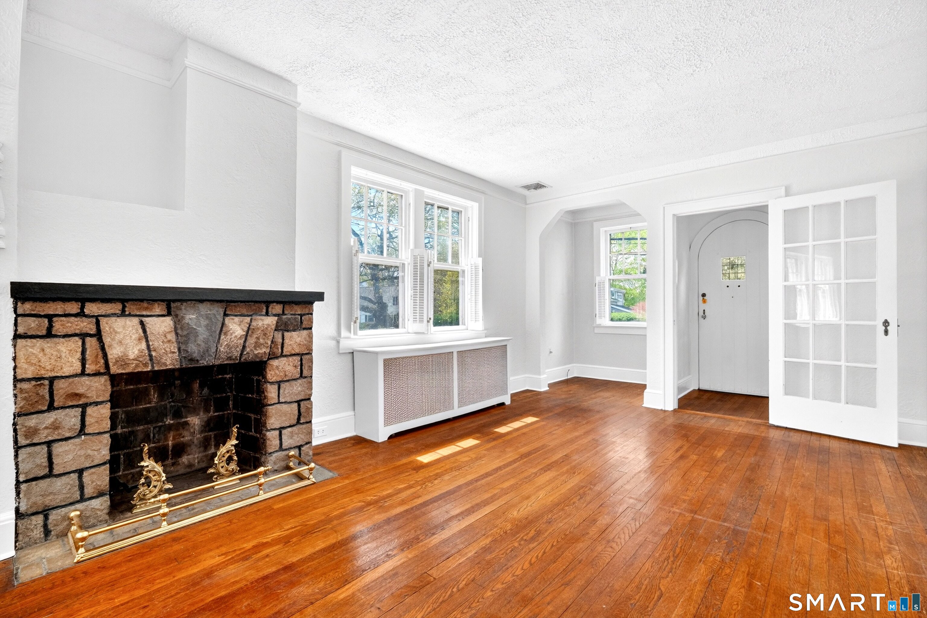 83 Hoyt, Darien, 06820, 3 Bedrooms Bedrooms, 0 ,1 BathroomBathrooms,Single Family For Sale,For Sale,Hoyt,0,24166371