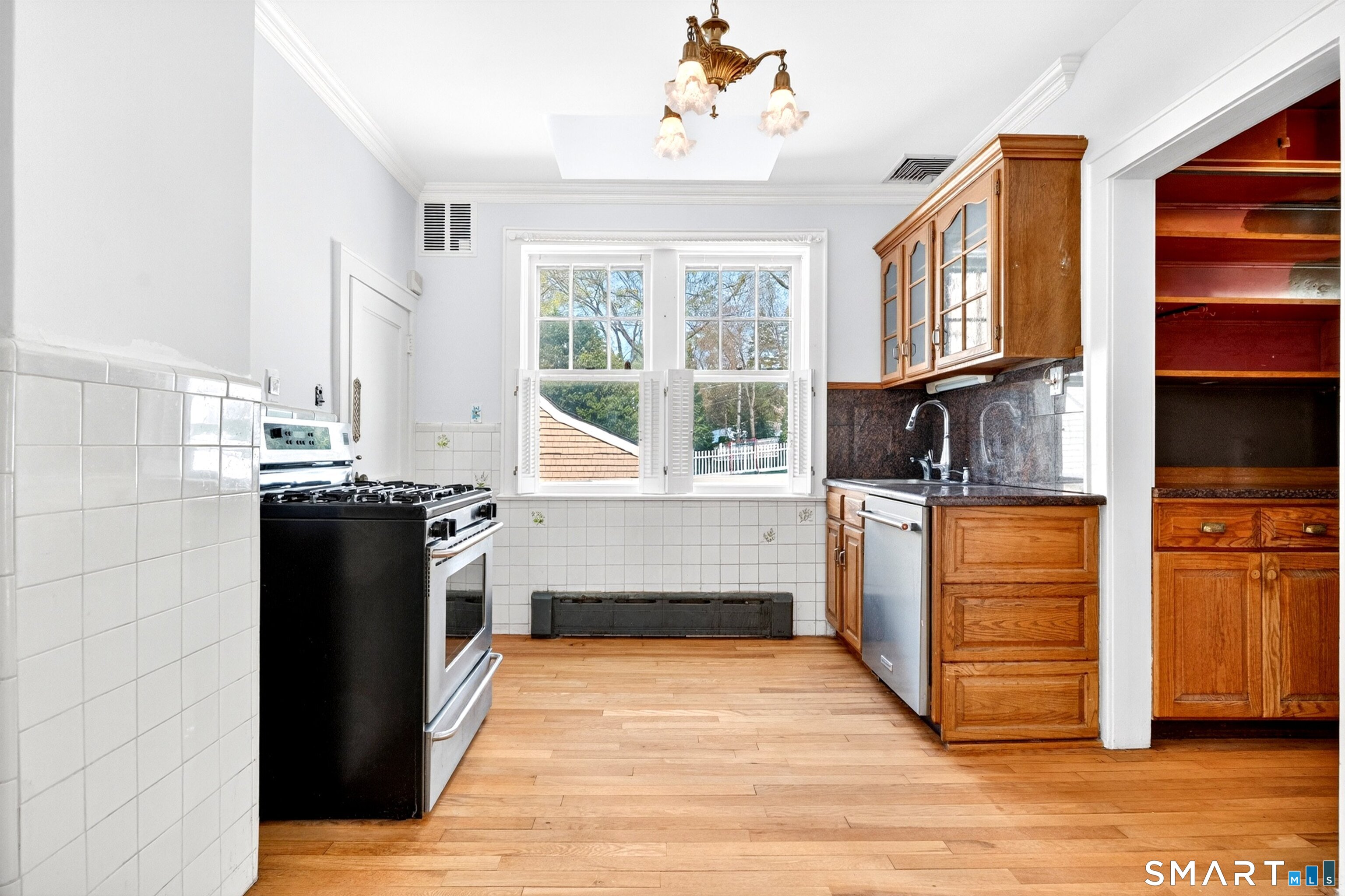83 Hoyt, Darien, 06820, 3 Bedrooms Bedrooms, 0 ,1 BathroomBathrooms,Single Family For Sale,For Sale,Hoyt,0,24166371