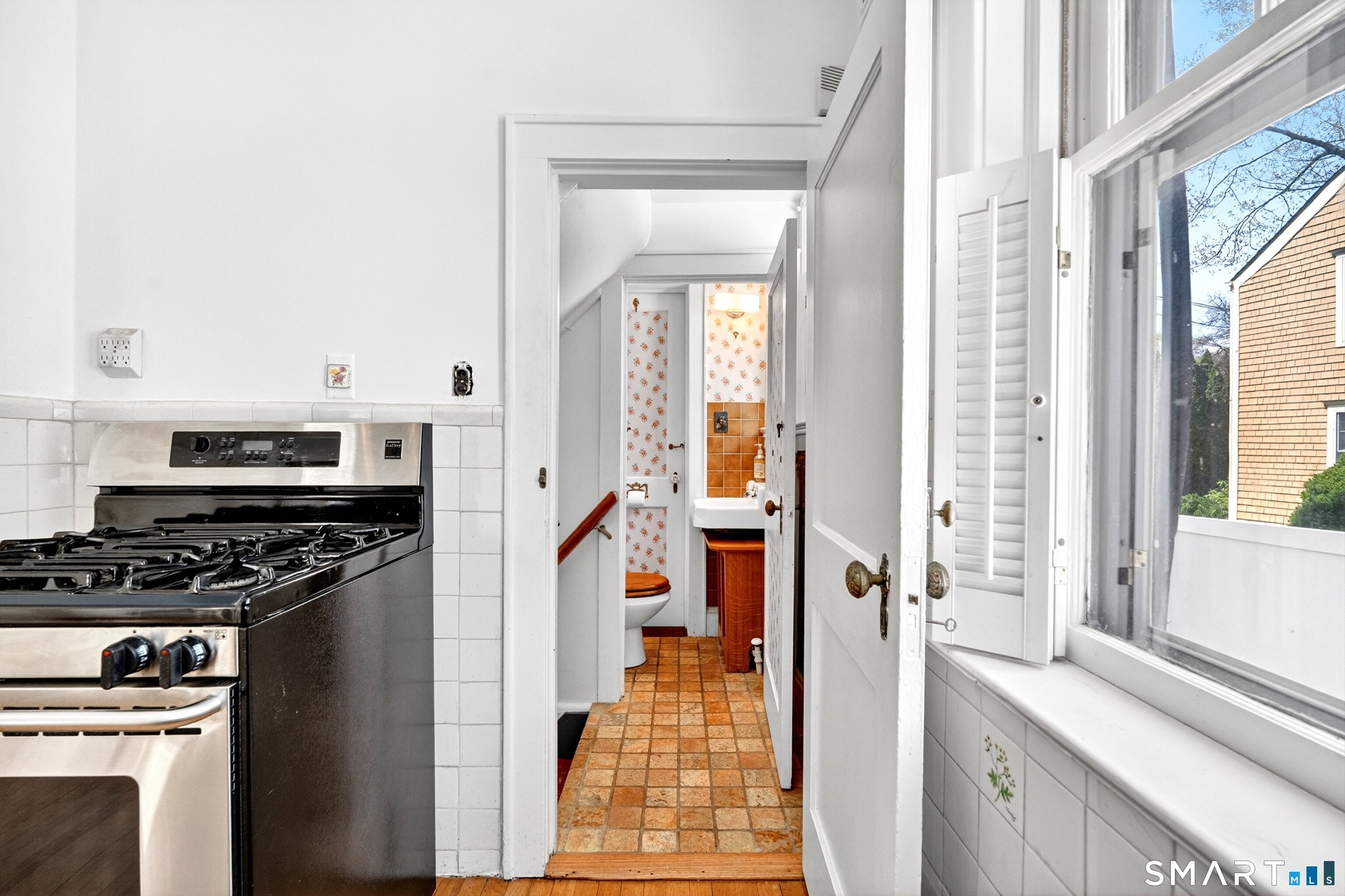 83 Hoyt, Darien, 06820, 3 Bedrooms Bedrooms, 0 ,1 BathroomBathrooms,Single Family For Sale,For Sale,Hoyt,0,24166371