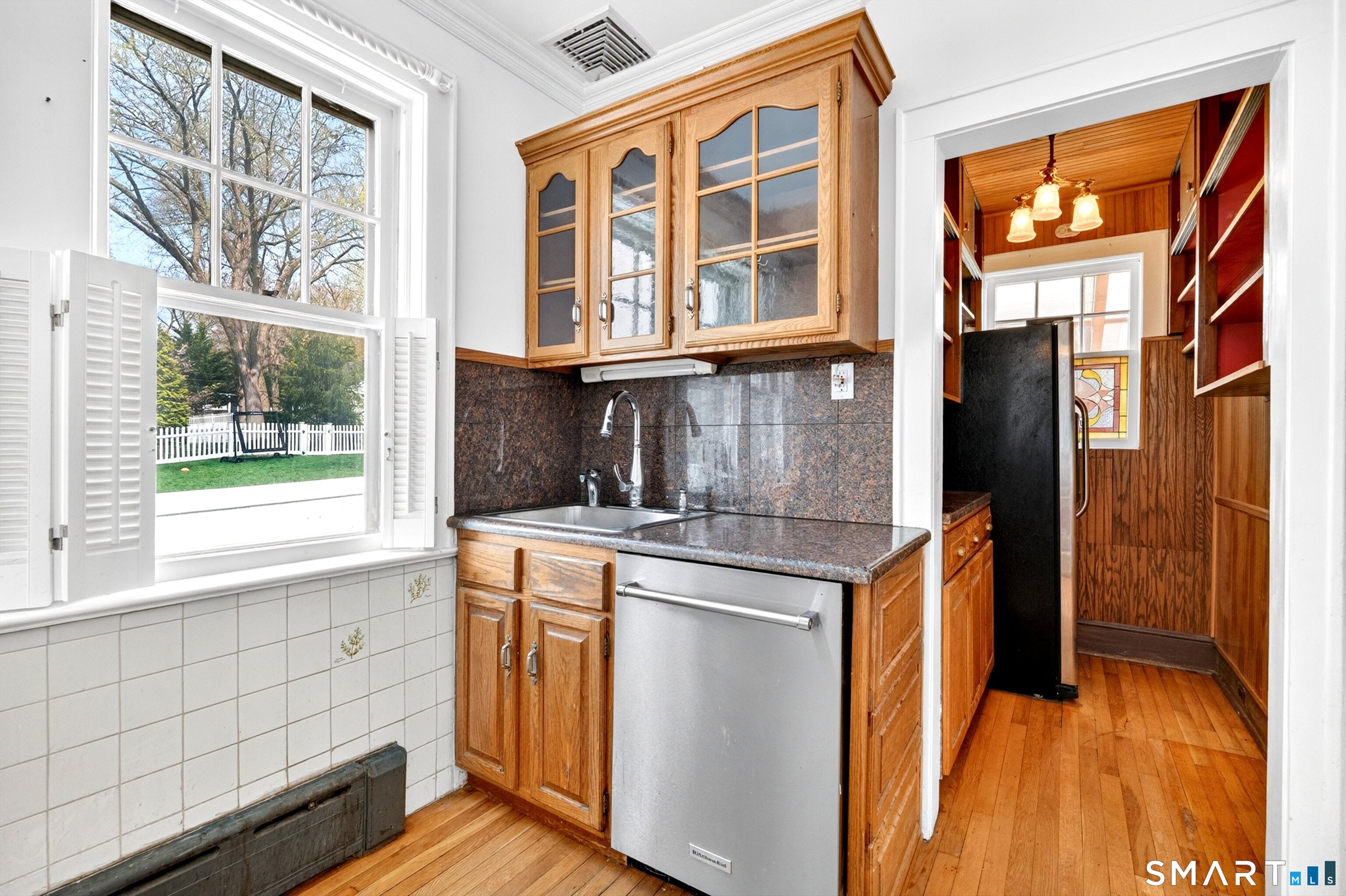 83 Hoyt, Darien, 06820, 3 Bedrooms Bedrooms, 0 ,1 BathroomBathrooms,Single Family For Sale,For Sale,Hoyt,0,24166371