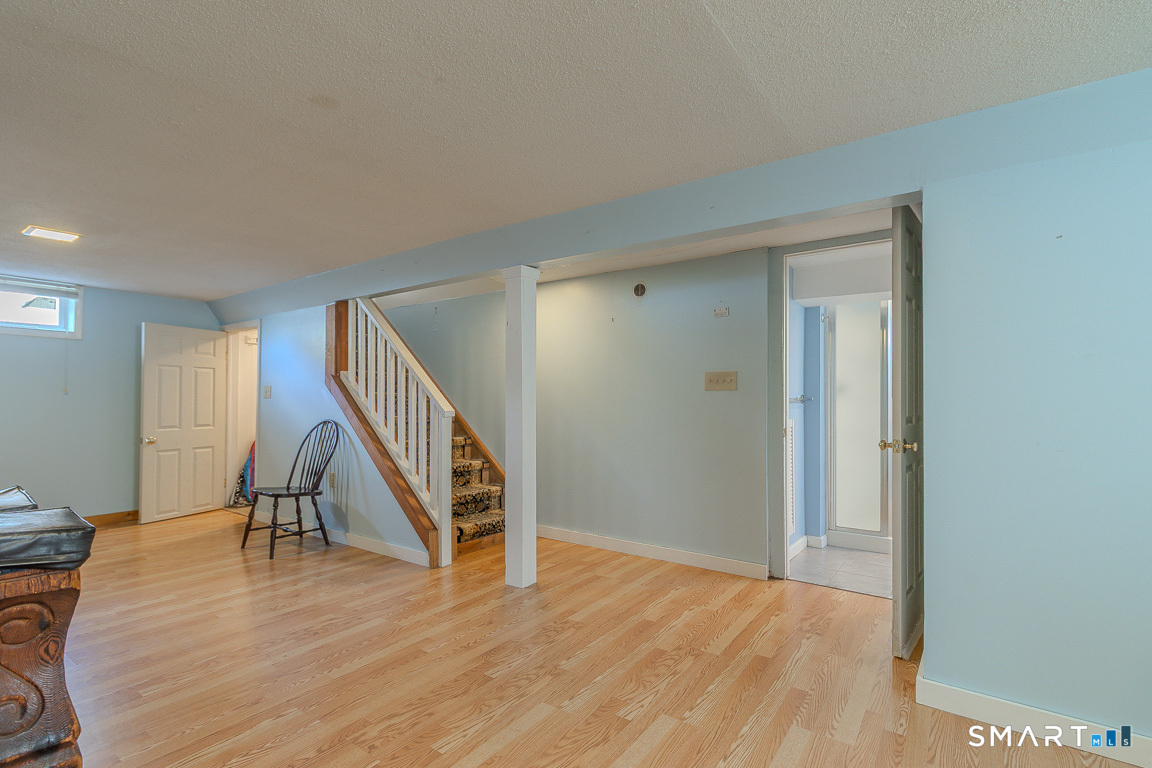65 Lawncrest Drive