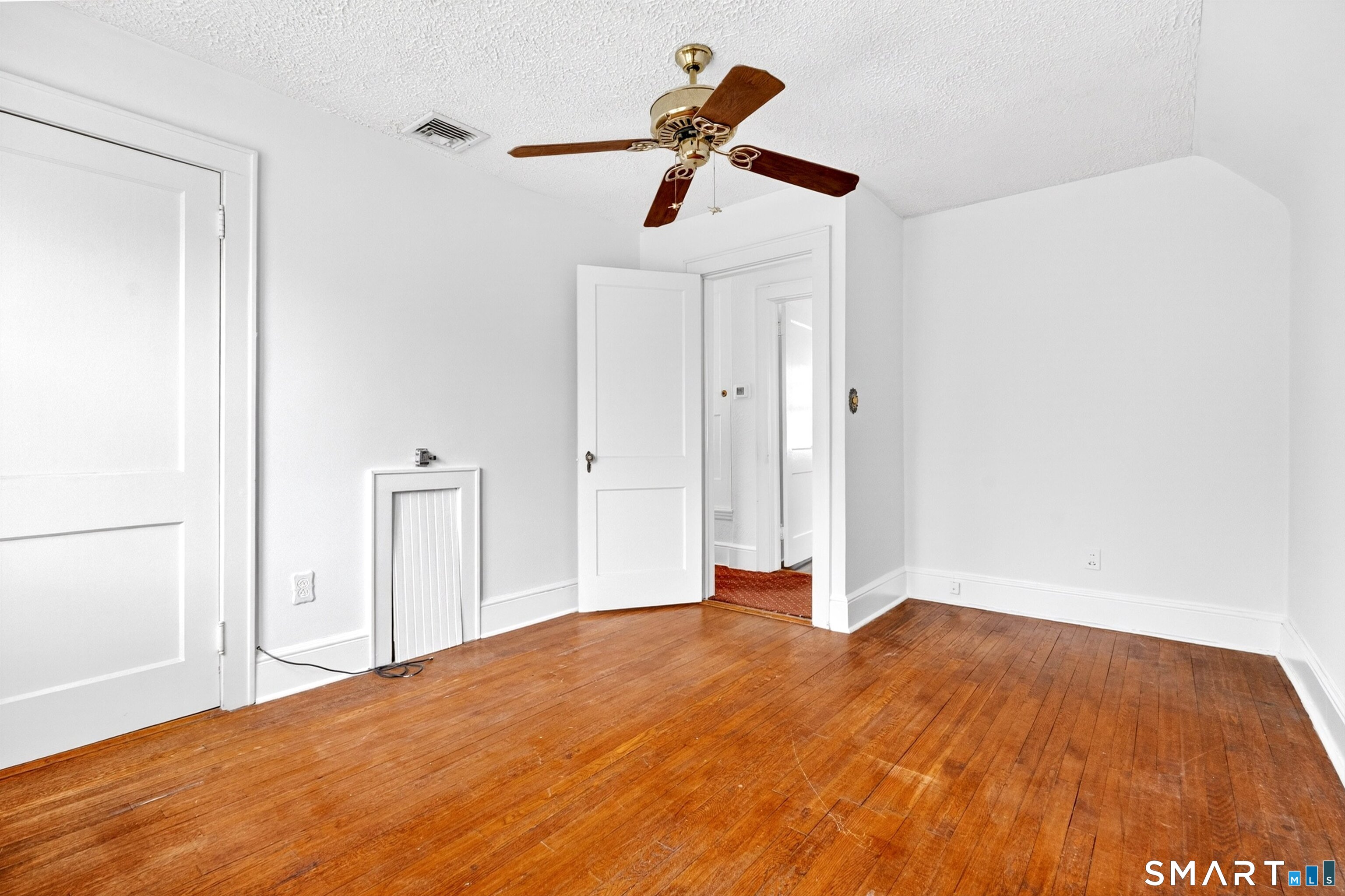 83 Hoyt, Darien, 06820, 3 Bedrooms Bedrooms, 0 ,1 BathroomBathrooms,Single Family For Sale,For Sale,Hoyt,0,24166371