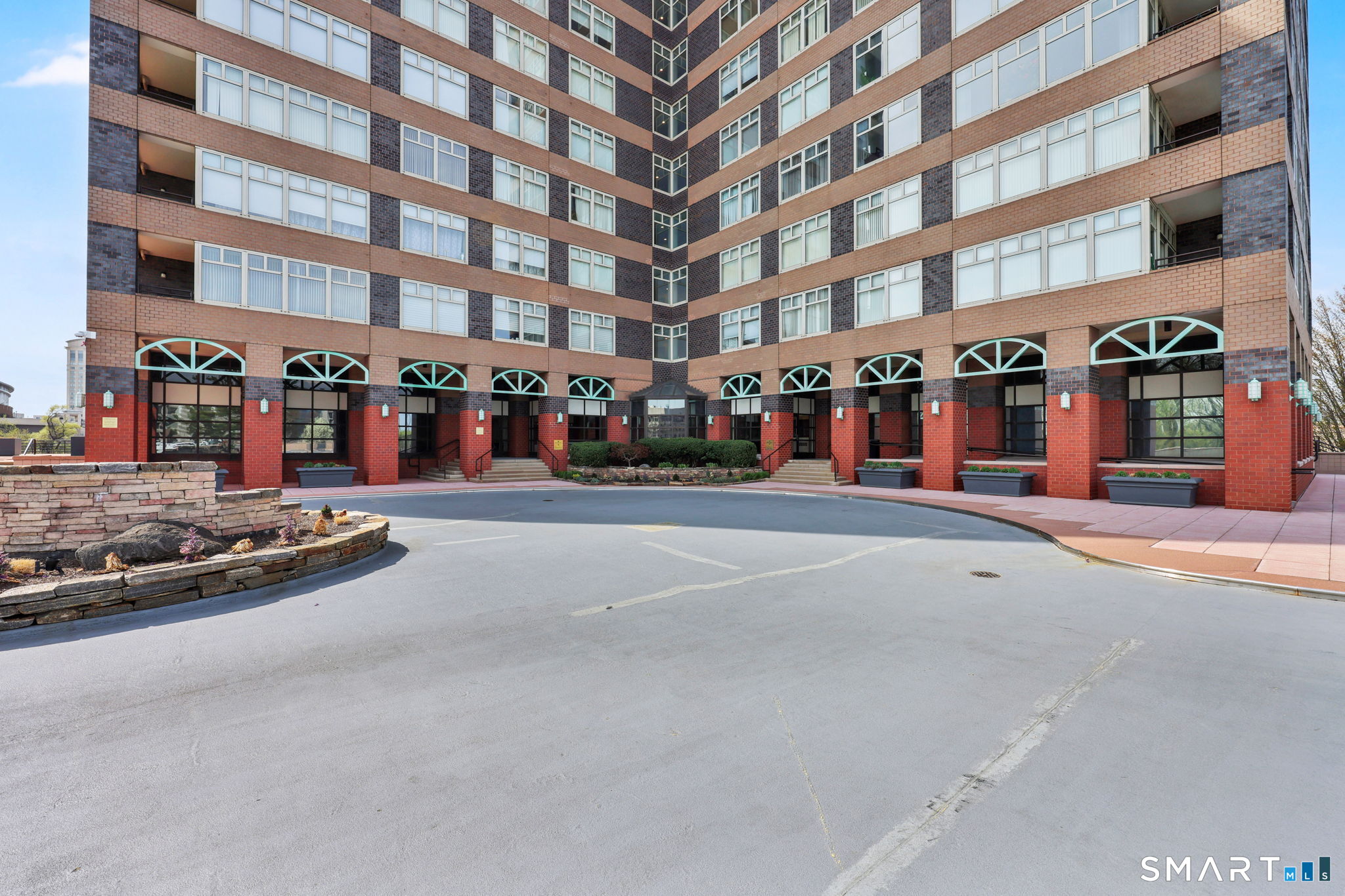 Homes for sale in East Hartford, CT | 235 E River Dr #502, East Hartford, CT 06108 | MLS# 24153282