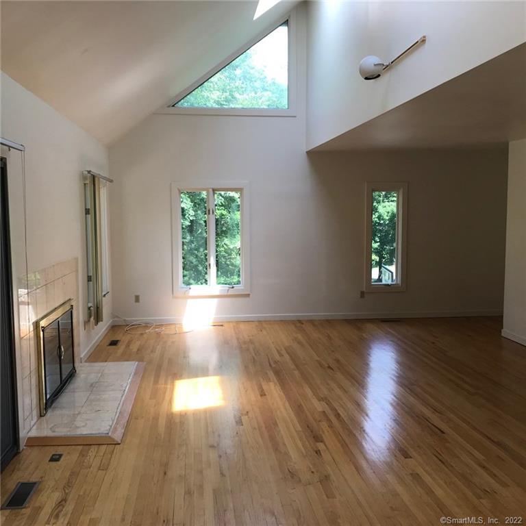 28 Punch Bowl, Westport, 06880, 3 Bedrooms Bedrooms, 0 ,2 BathroomsBathrooms,Residential Rental,For Sale,Punch Bowl,0,24168423