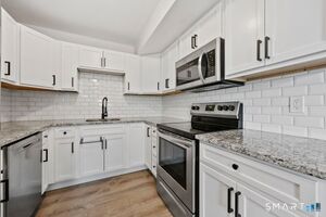 5 Van Zant Street, Unit 1