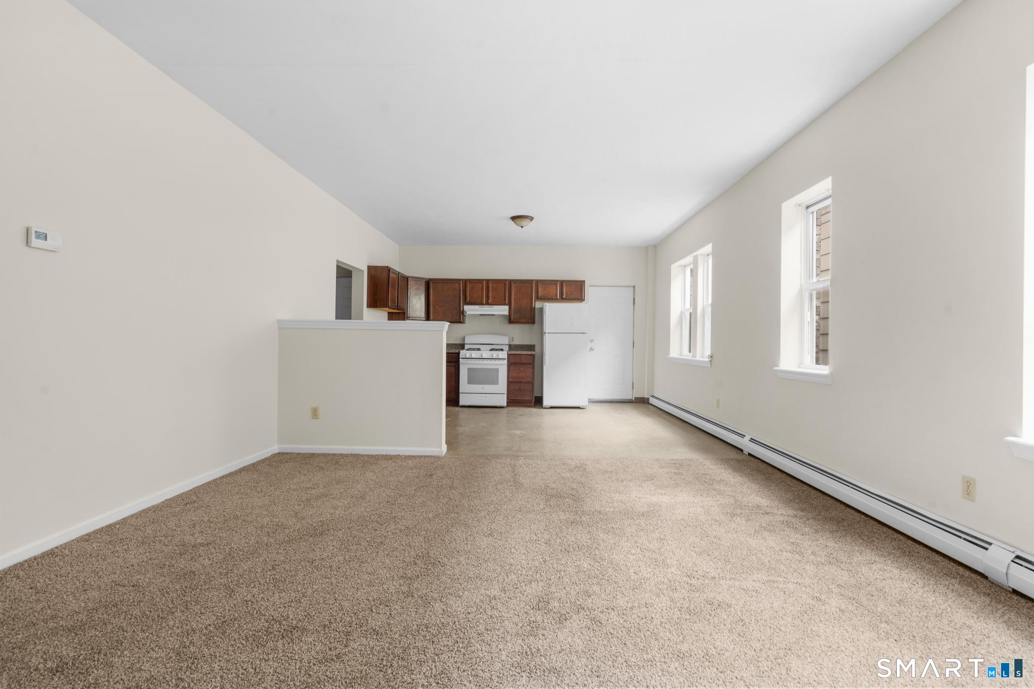 985 Bank, Waterbury, 06708, 0 , 0 ,44 BathroomsBathrooms,Commercial For Sale,For Sale,Bank,0,24168573