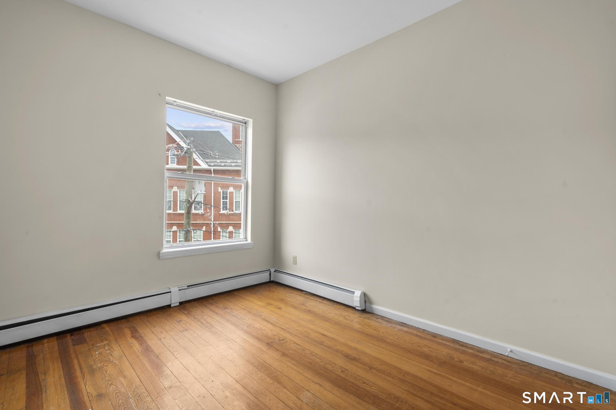 985 Bank, Waterbury, 06708, 0 , 0 ,44 BathroomsBathrooms,Commercial For Sale,For Sale,Bank,0,24168573