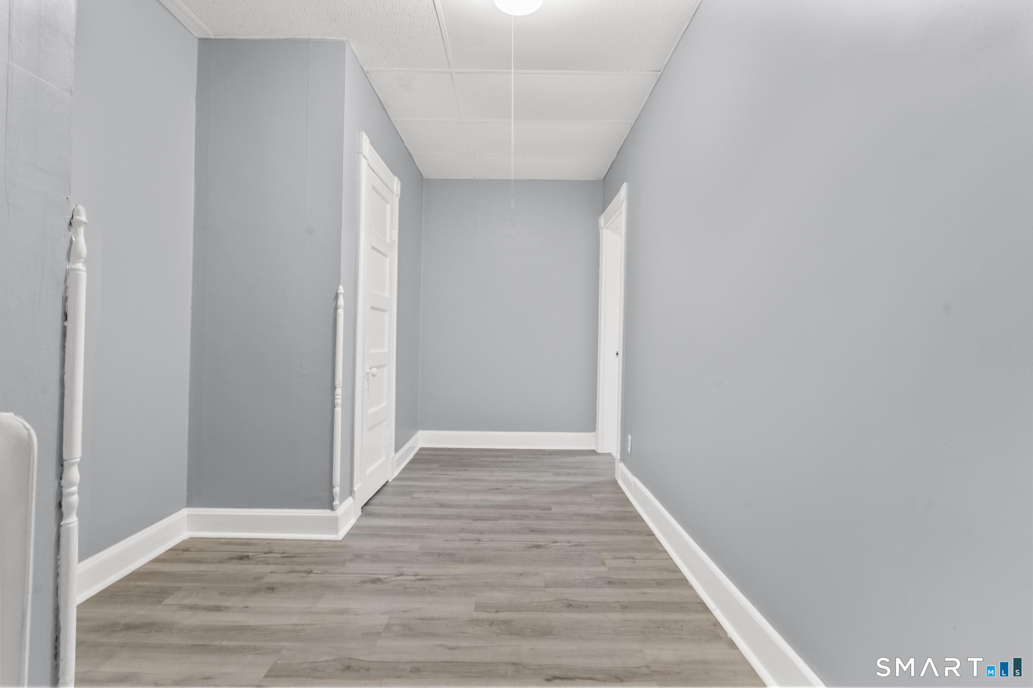 985 Bank, Waterbury, 06708, 0 , 0 ,44 BathroomsBathrooms,Commercial For Sale,For Sale,Bank,0,24168573