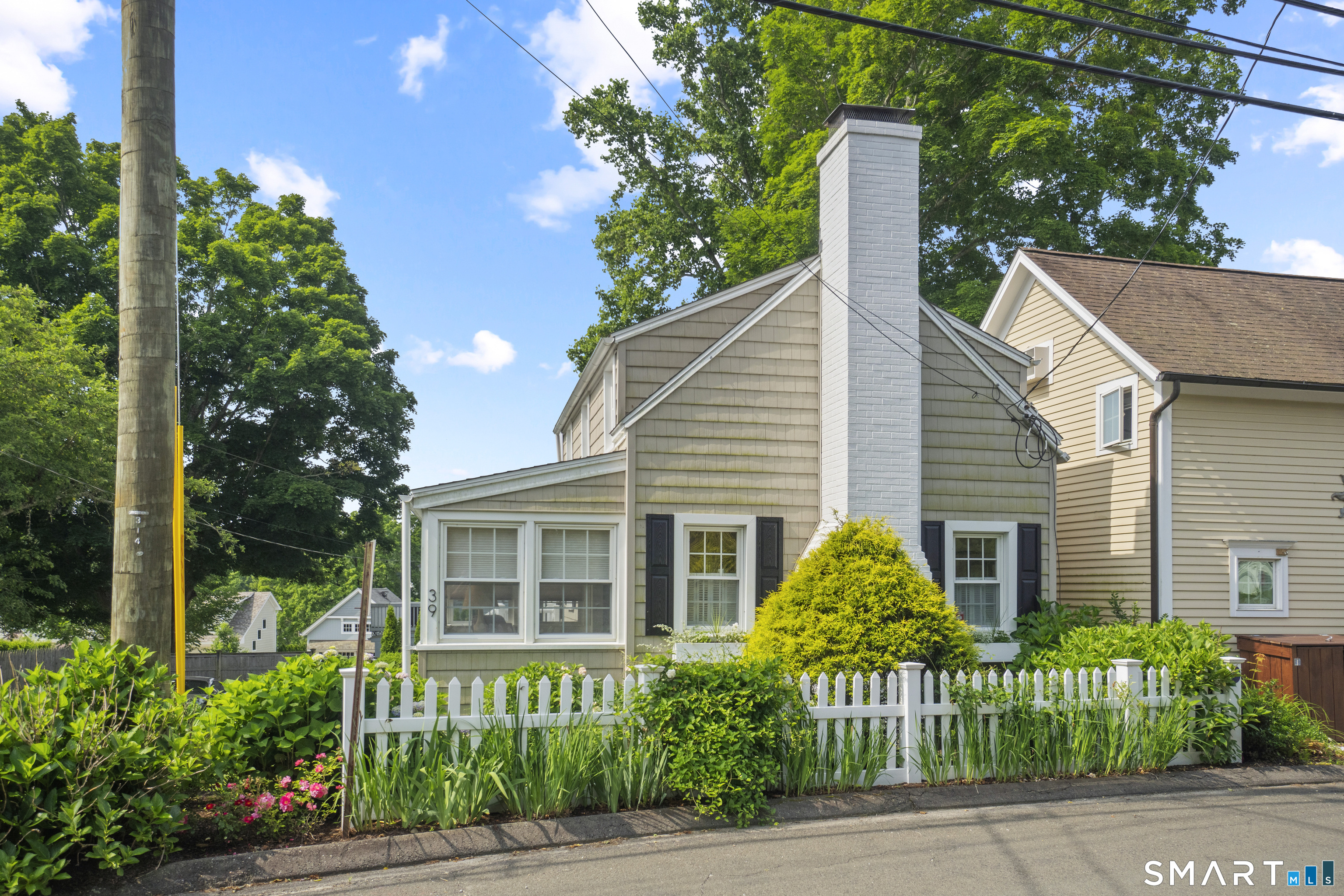 39 Prospect, Essex, 06426, 2 Bedrooms Bedrooms, 0 ,1 BathroomBathrooms,Single Family For Sale,For Sale,Prospect,0,24124742