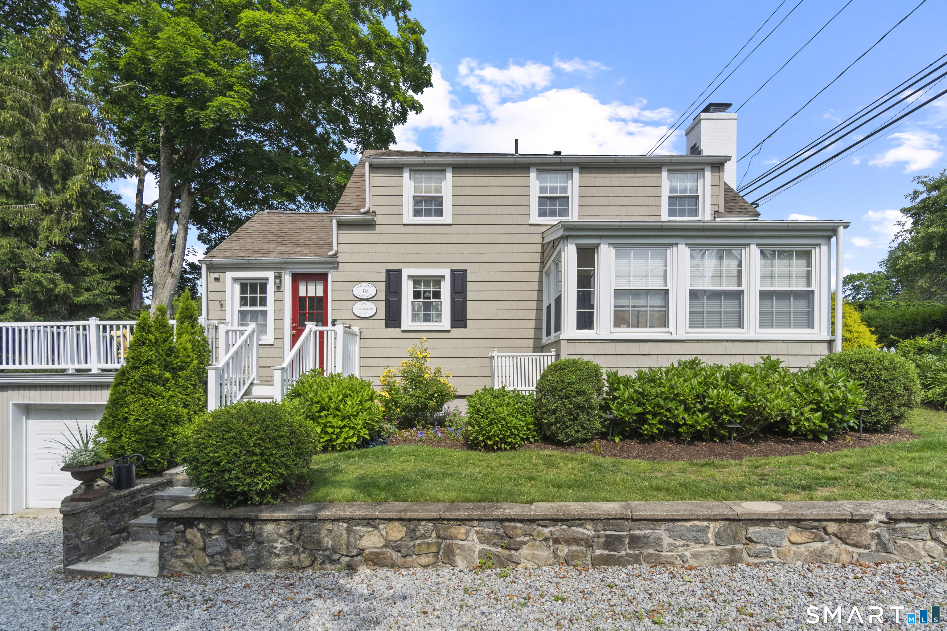 39 Prospect, Essex, 06426, 2 Bedrooms Bedrooms, 0 ,1 BathroomBathrooms,Single Family For Sale,For Sale,Prospect,0,24124742