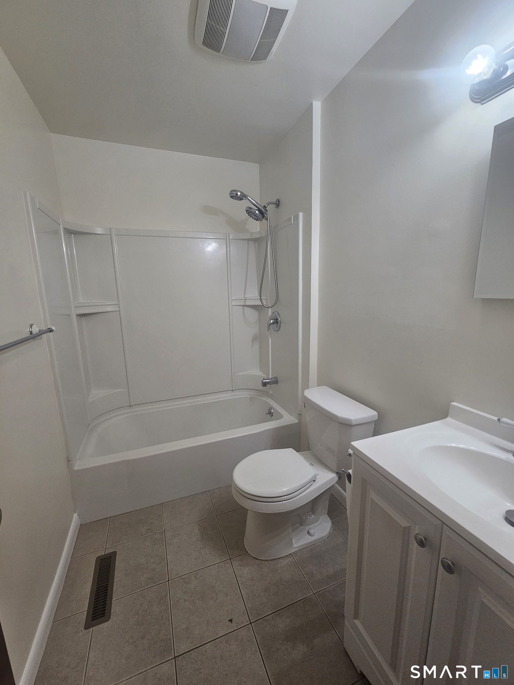 1455 Madison, Bridgeport, 06606, 1 Bedroom Bedrooms, 0 ,1 BathroomBathrooms,Residential Rental,For Sale,Madison,0,24167935