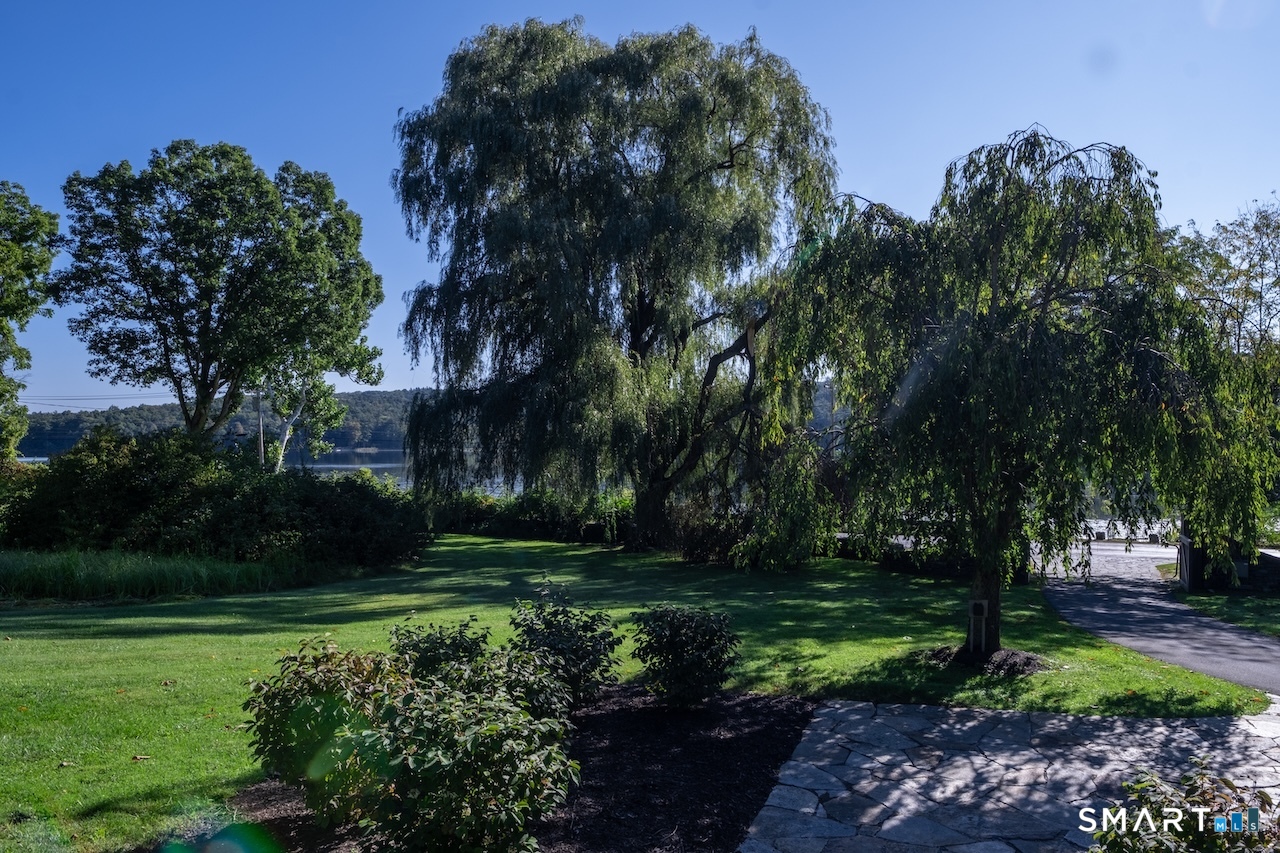 69 Mudge Pond, Sharon, 06069, 1 Bedroom Bedrooms, 0 ,2 BathroomsBathrooms,Residential Rental,For Sale,Mudge Pond,0,24168419