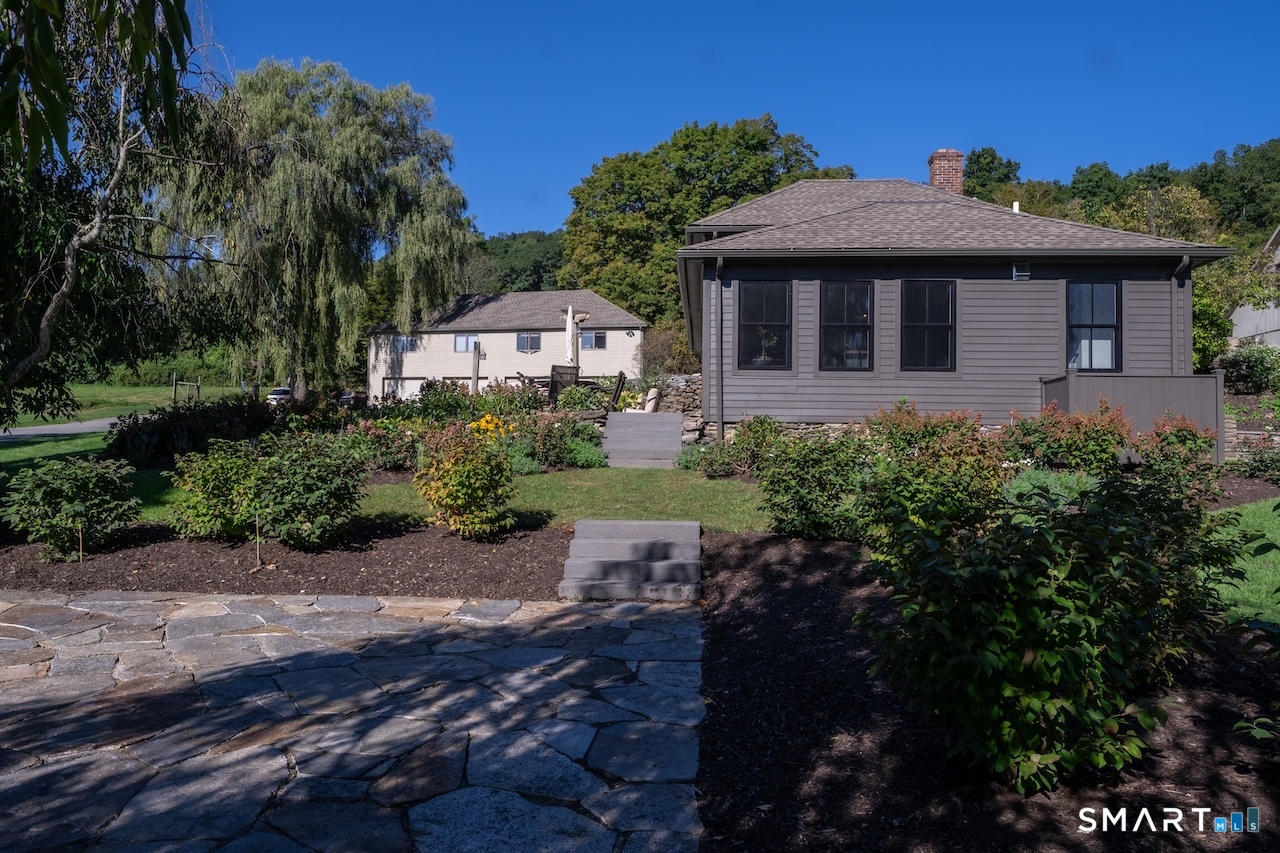 69 Mudge Pond, Sharon, 06069, 1 Bedroom Bedrooms, 0 ,2 BathroomsBathrooms,Residential Rental,For Sale,Mudge Pond,0,24168419