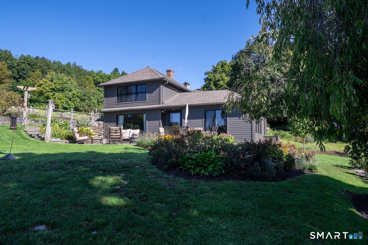 69 Mudge Pond, Sharon, 06069, 1 Bedroom Bedrooms, 0 ,2 BathroomsBathrooms,Residential Rental,For Sale,Mudge Pond,0,24168419
