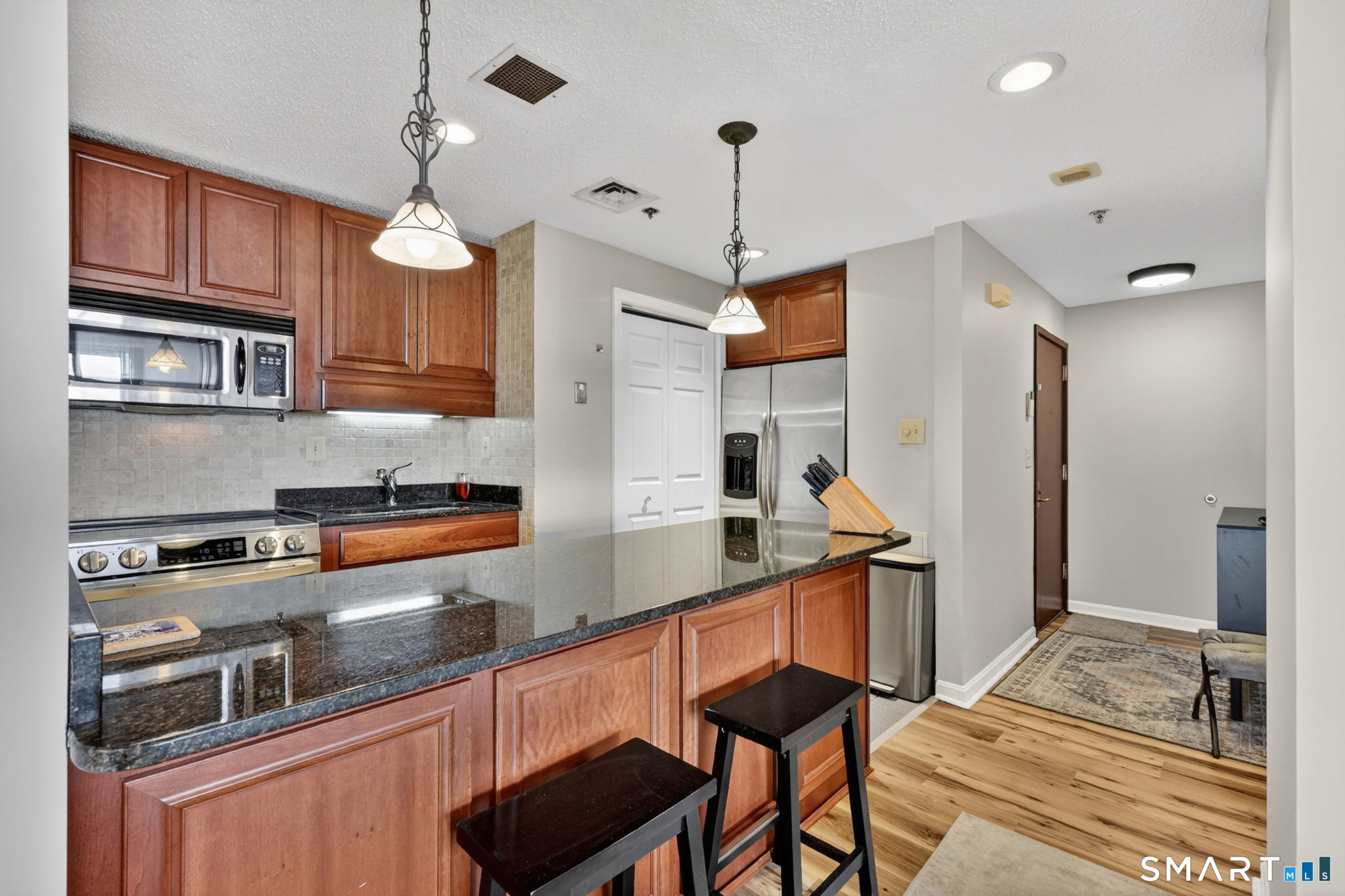 235 River, East Hartford, 06108, 2 Bedrooms Bedrooms, 0 ,2 BathroomsBathrooms,Condo/co-op For Sale,For Sale,River,0,24153282
