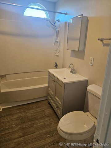 640 Elm, New Haven, 06511, 2 Bedrooms Bedrooms, 0 ,2 BathroomsBathrooms,Residential Rental,For Sale,Elm,0,24169072